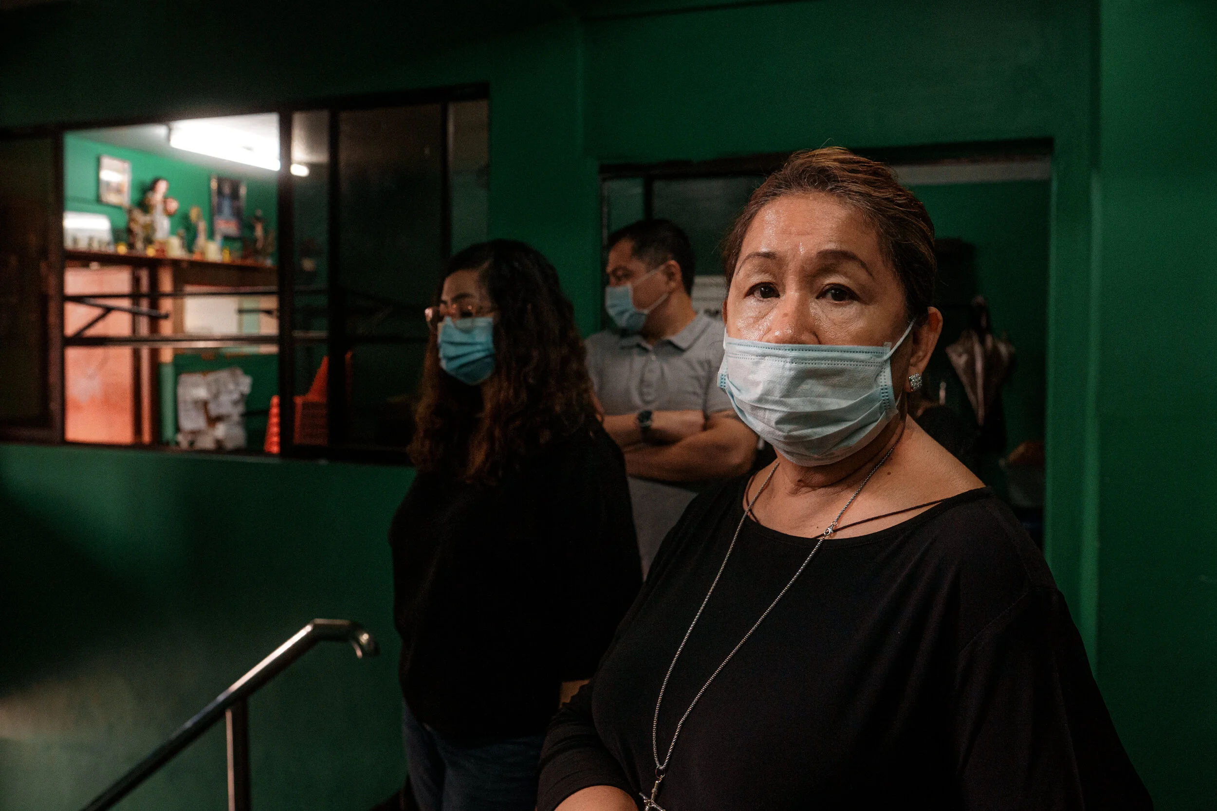  Originally written in July 2020.  After almost two decades, I finally met my father again.  One gloomy Sunday, I found myself in a small dimly lit room in Manila. 