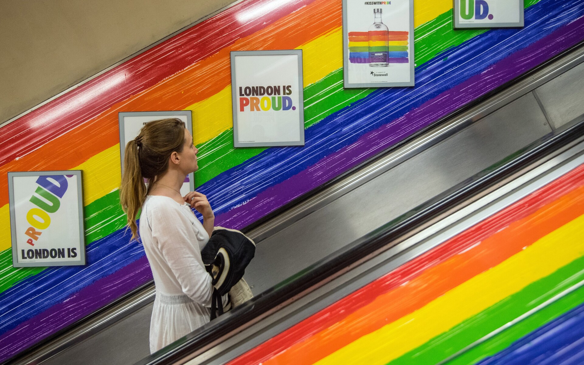 133976430_Getty Images Europe_London Supports Gay Pride 2017_trans_NvBQzQNjv4BqSOqm7JBK5ffAfFINMl6ntQKma41NkDI-huL39zQTAhg.jpg