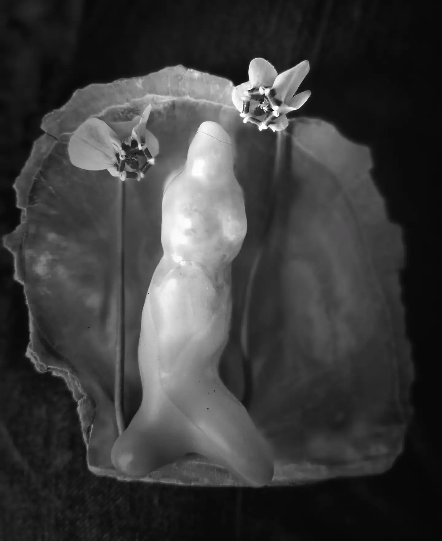 Votive for Sweet Waters, Aug 2026.

I visited the well
It's still dry
Nothing to draw on
- But the dream said there was water in a forgotten purse.
I went there and found beeswax.
Offer me back to myself,
She said
So I gave her form
And there was bea