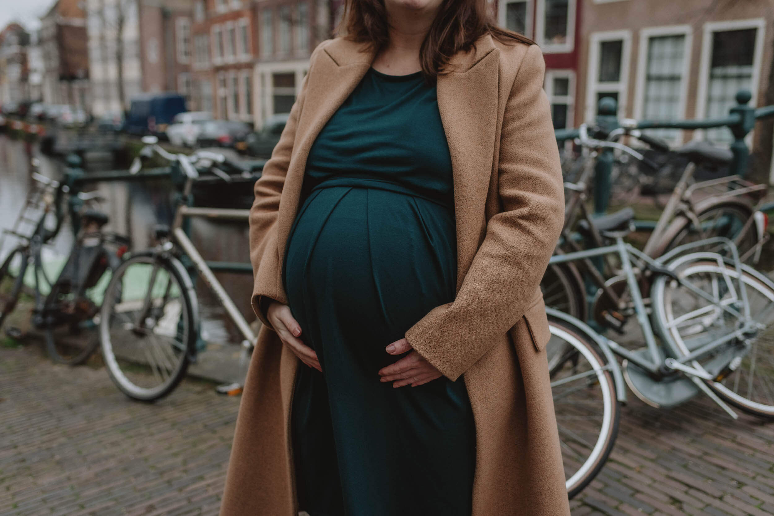 Maternity photoshoot in Haarlem city by Vicky McLachlan Photogaphy_14