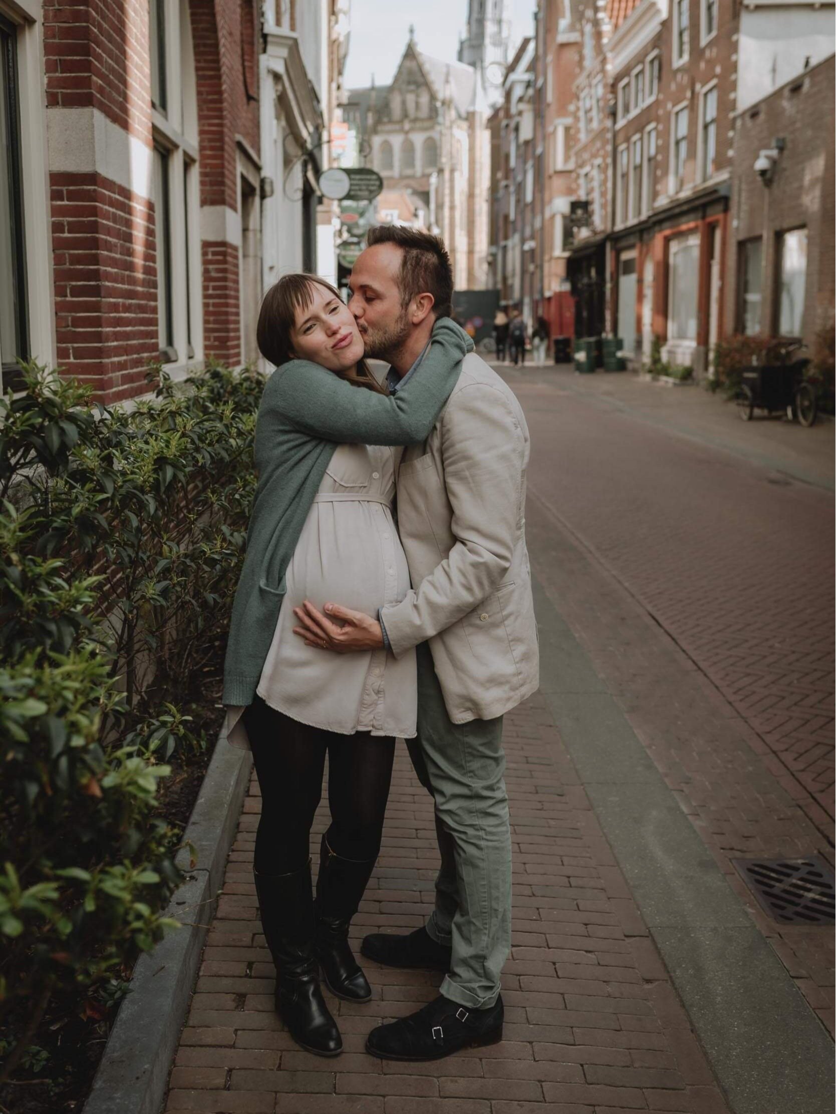 Maternity photoshoot in Haarlem by Vicky McLachlan Photography | David + Sofia_6