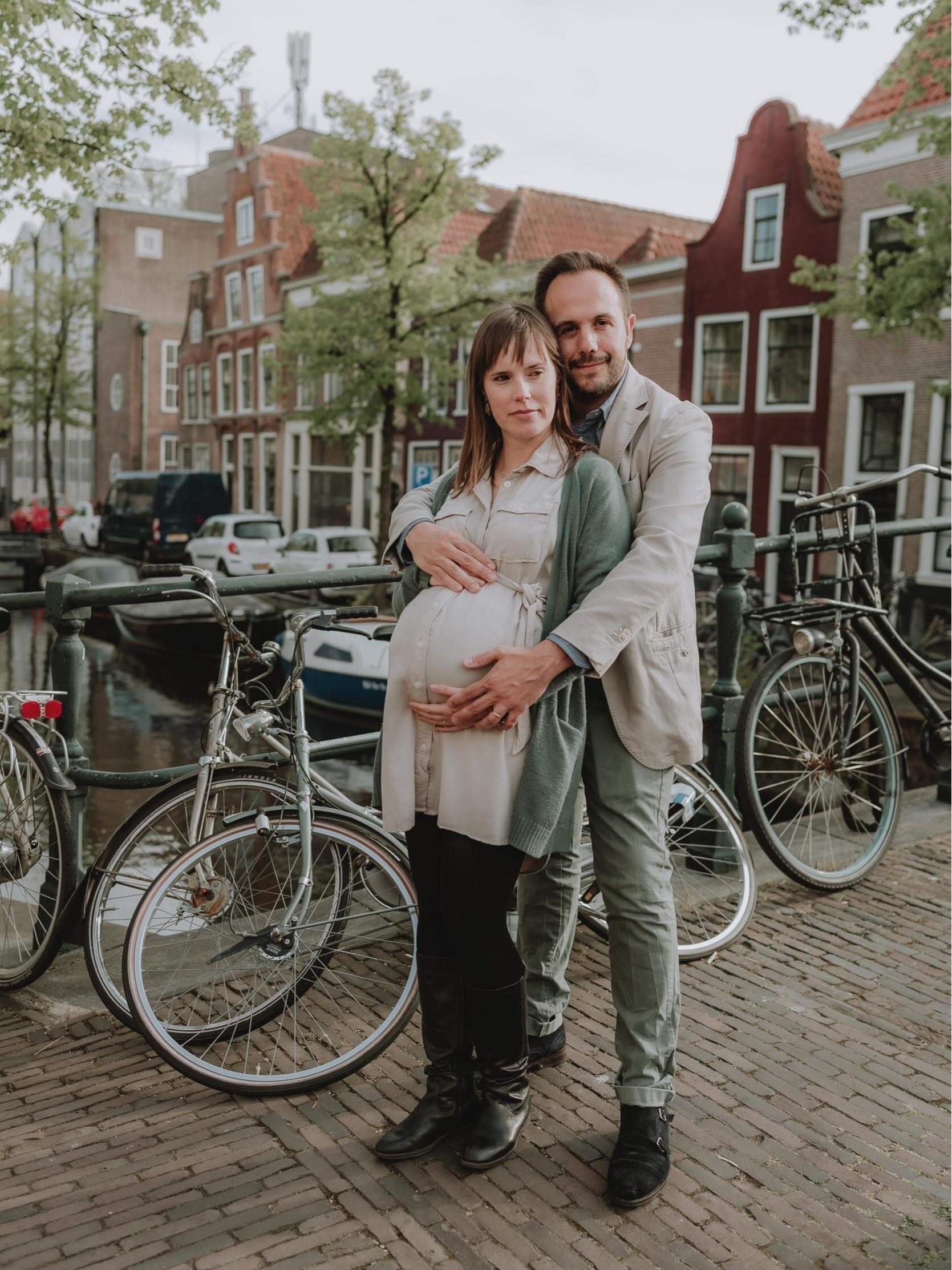 Maternity photoshoot in Haarlem city by Vicky McLachlan Photography | David + Sofia_12