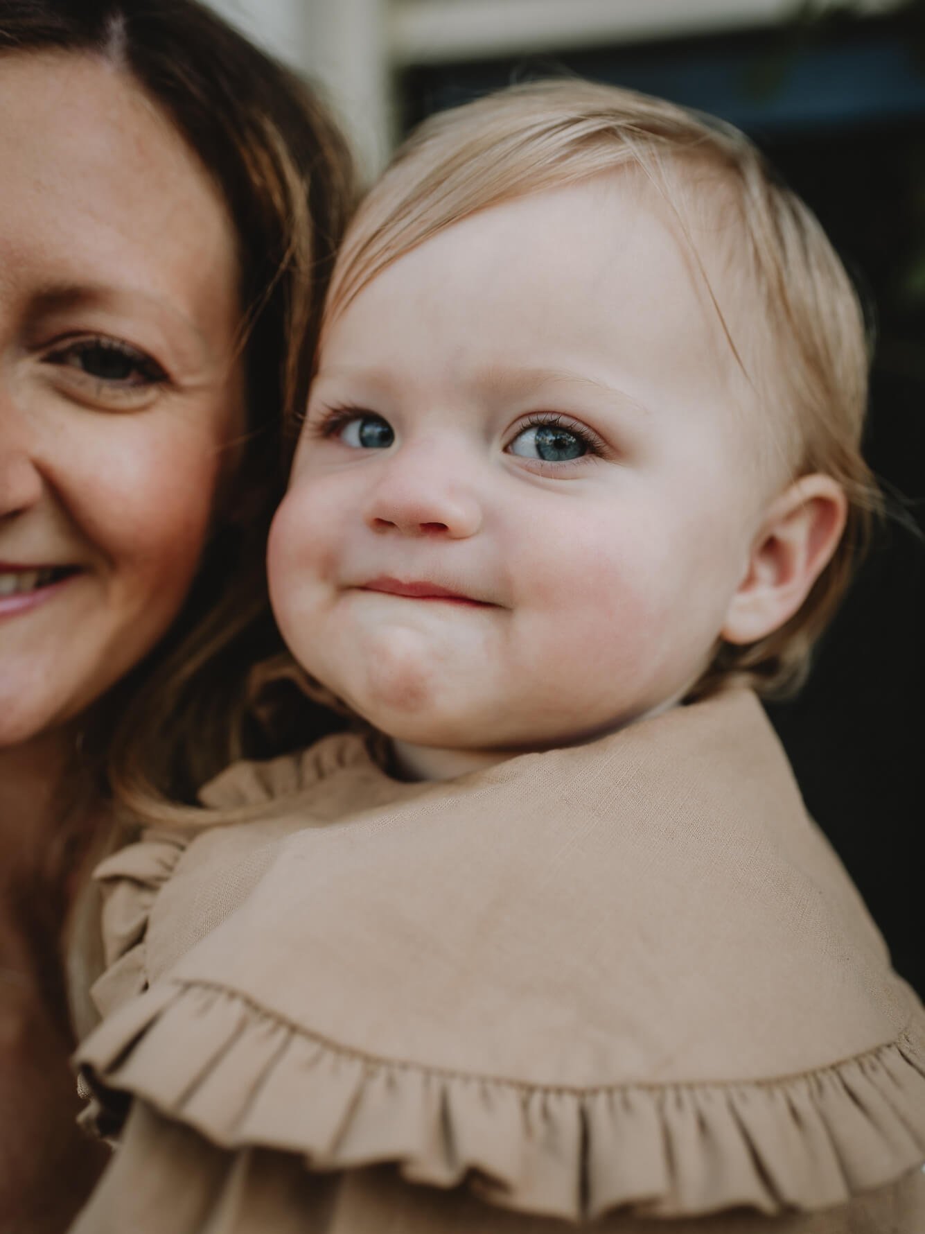 Close-up of Mommy and her daughter in Amsterdam, the Netherlands by Vicky McLachlan Photography 