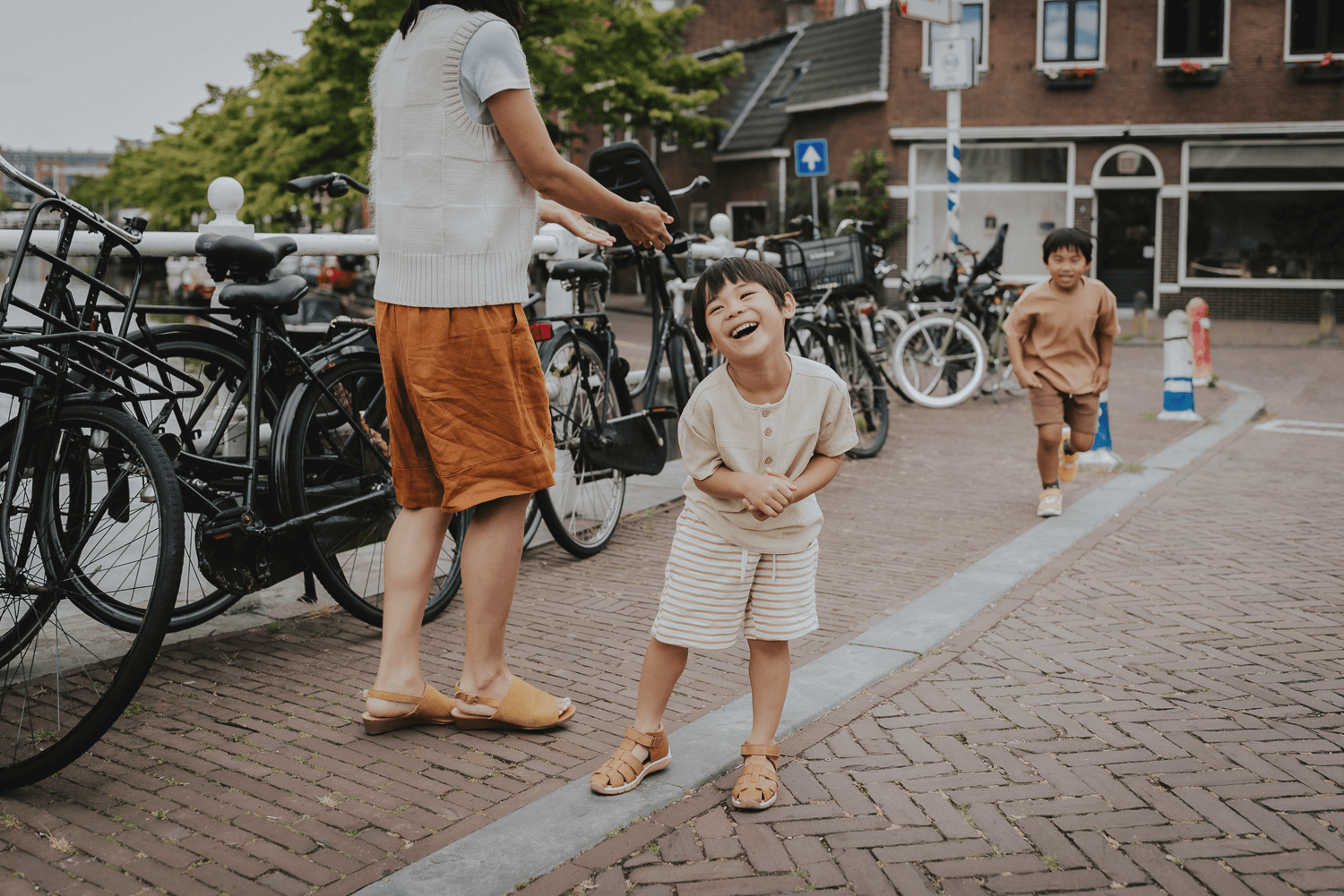 Summer holiday photos in Haarlem by Vicky McLachlan Photography_12
