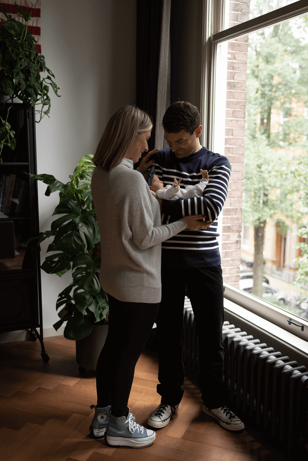 Newborn photoshoot for an American family in Amsterdam_11