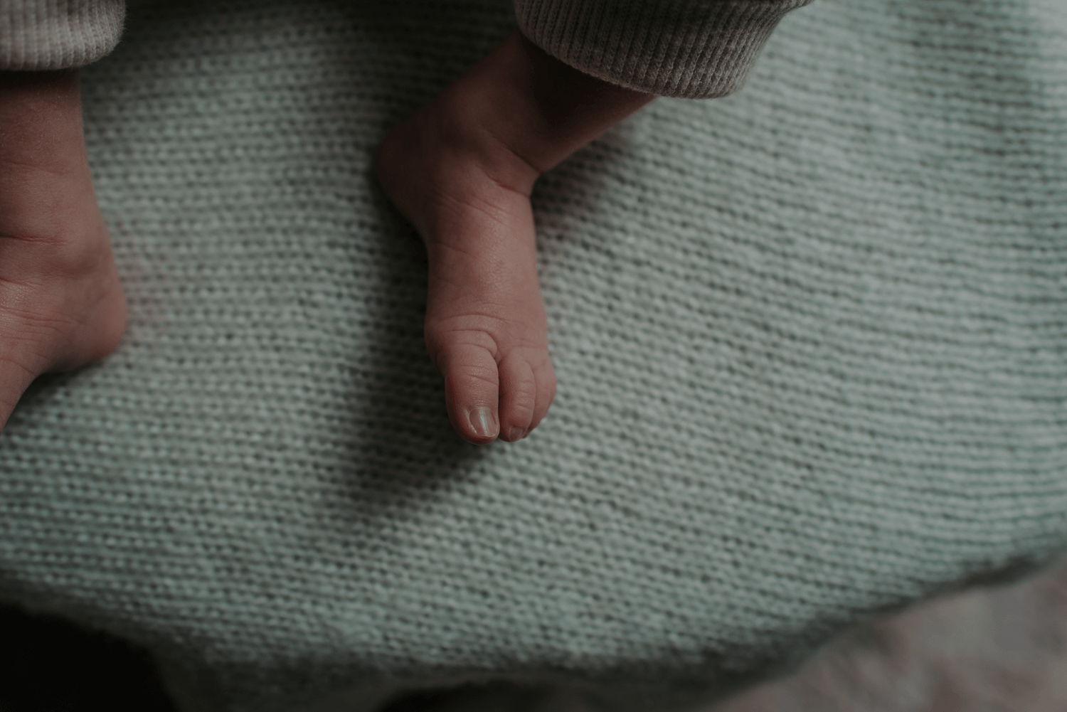 Newborn photoshoot for an American family in Amsterdam_3