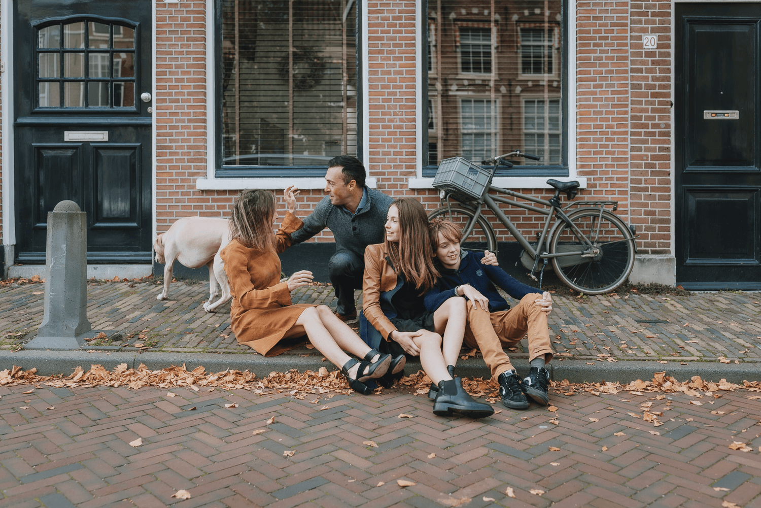 Gift Card Photoshoot in Haarlem-Amsterdam by Vicky McLachlan Photography | Bolster Family_11