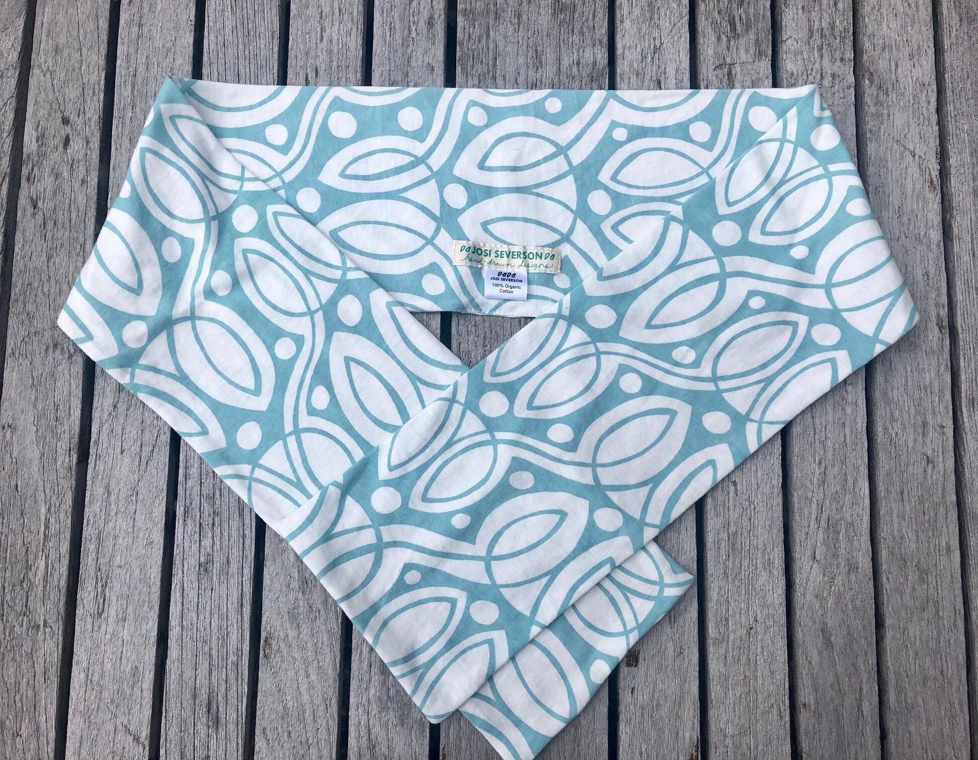 Scarf- Lilypads light blue