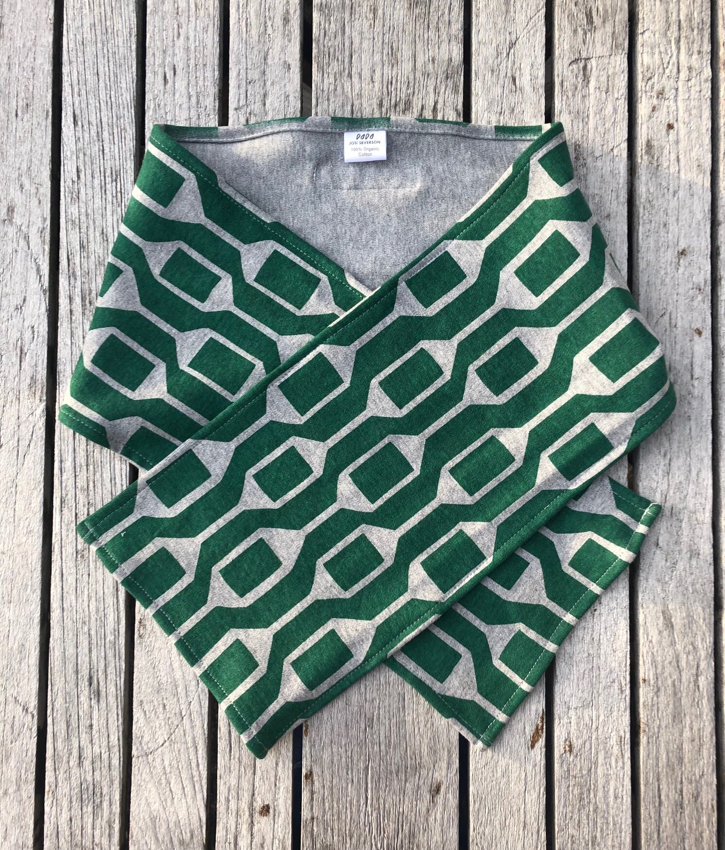 Scarf- Follow Me grey interlock