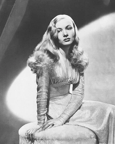Veronica_Lake_Poster_24x36.jpeg