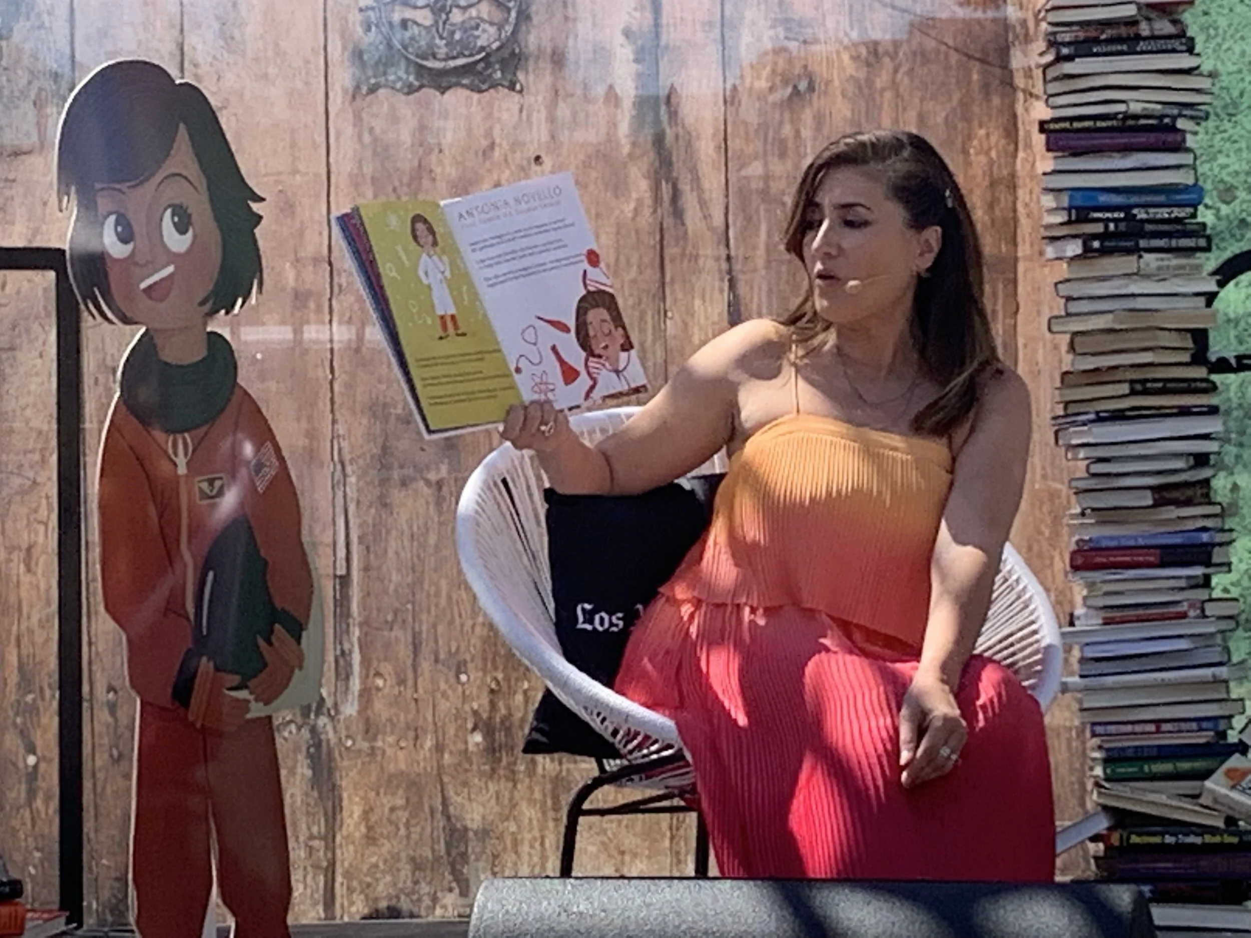 NaibeReadingBookFest.jpg