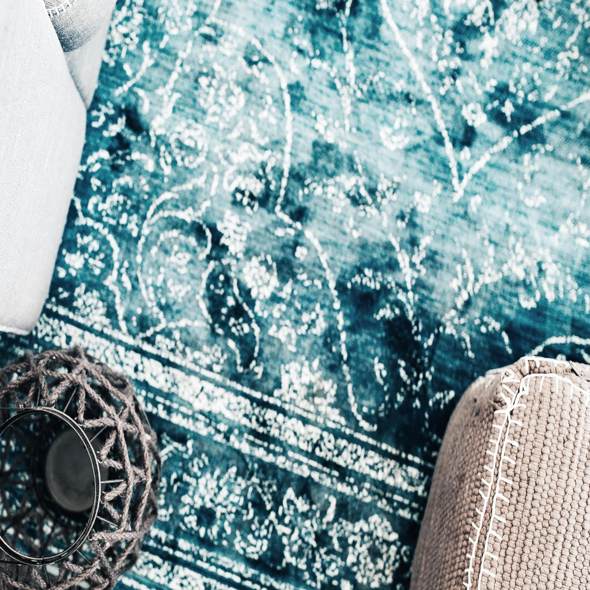 Services-FSP-blue-rug-kaboompics.jpg