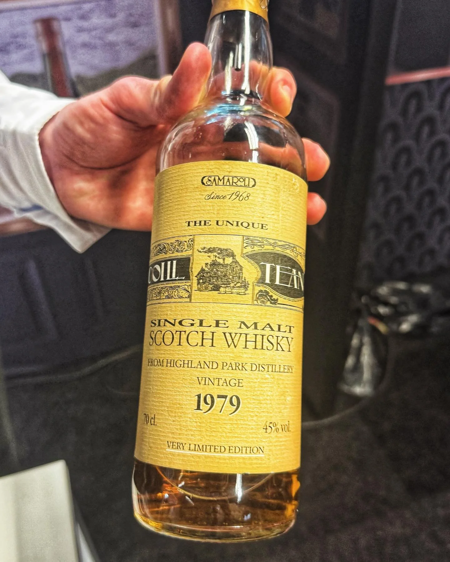 It&rsquo;s that time of year again, time for my blurry photos of the best things I drank at @whiskyshow 2024.

1) Samaroli Highland Park 1979 - Superb old Orkney malt bottled by the great Silvano Samaroli. The spirit character at HP has remained pret
