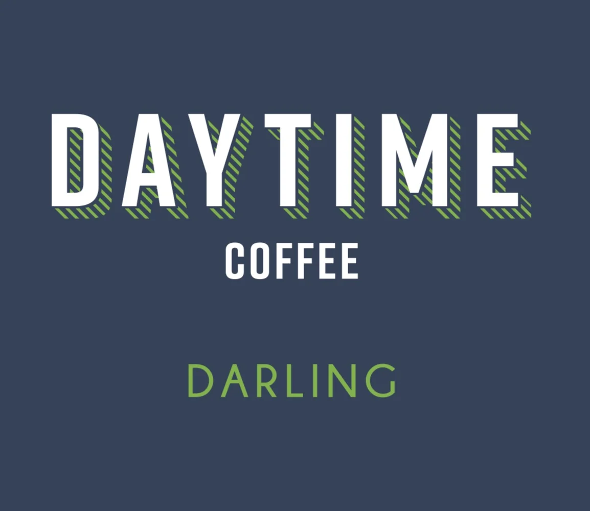 * Currently Serving as Drip * BLEND NAME : DARLING ORIGIN : BRAZIL & COLOMBIA REGION : SUL DE MINAS & JARDIN FARM/CO-OP: SANTA IZABEL & VARIOUS FLAVOR NOTES : MALT , BLACK TEA, PLUM TASTING NOTES : BIG, ROUND BODY: MEDIUM AVG. ALTITUDE: 1000 – 1850MASL PROCESSING : WASHED *Available in 12oz retail bags *
