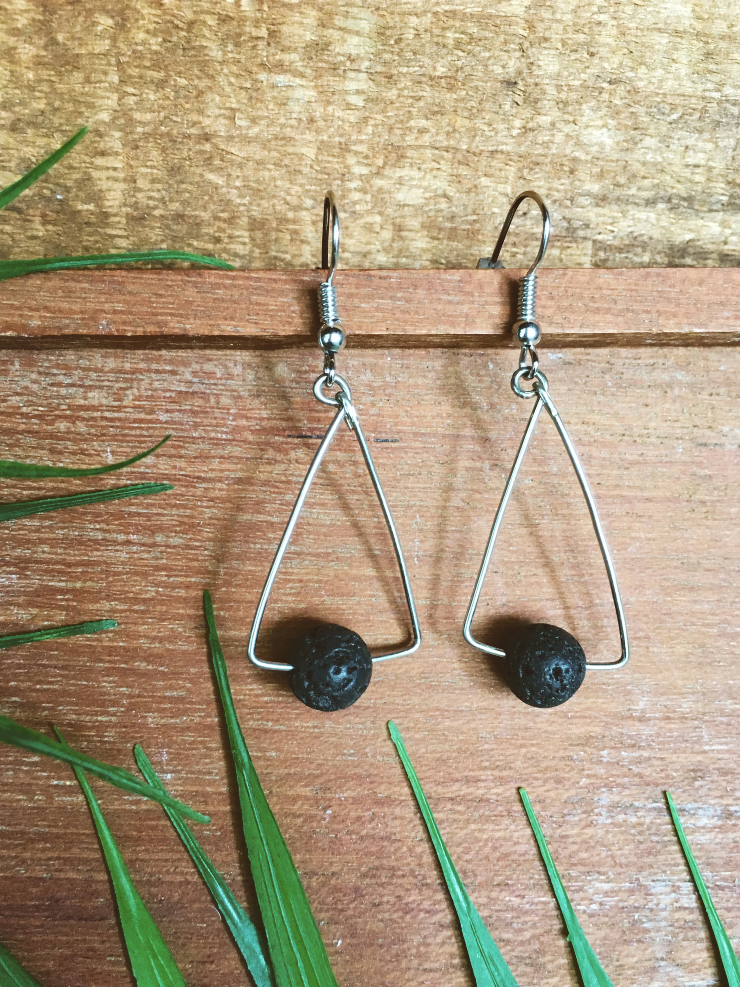Mini Triangle Diffuser Hoops 3.jpg