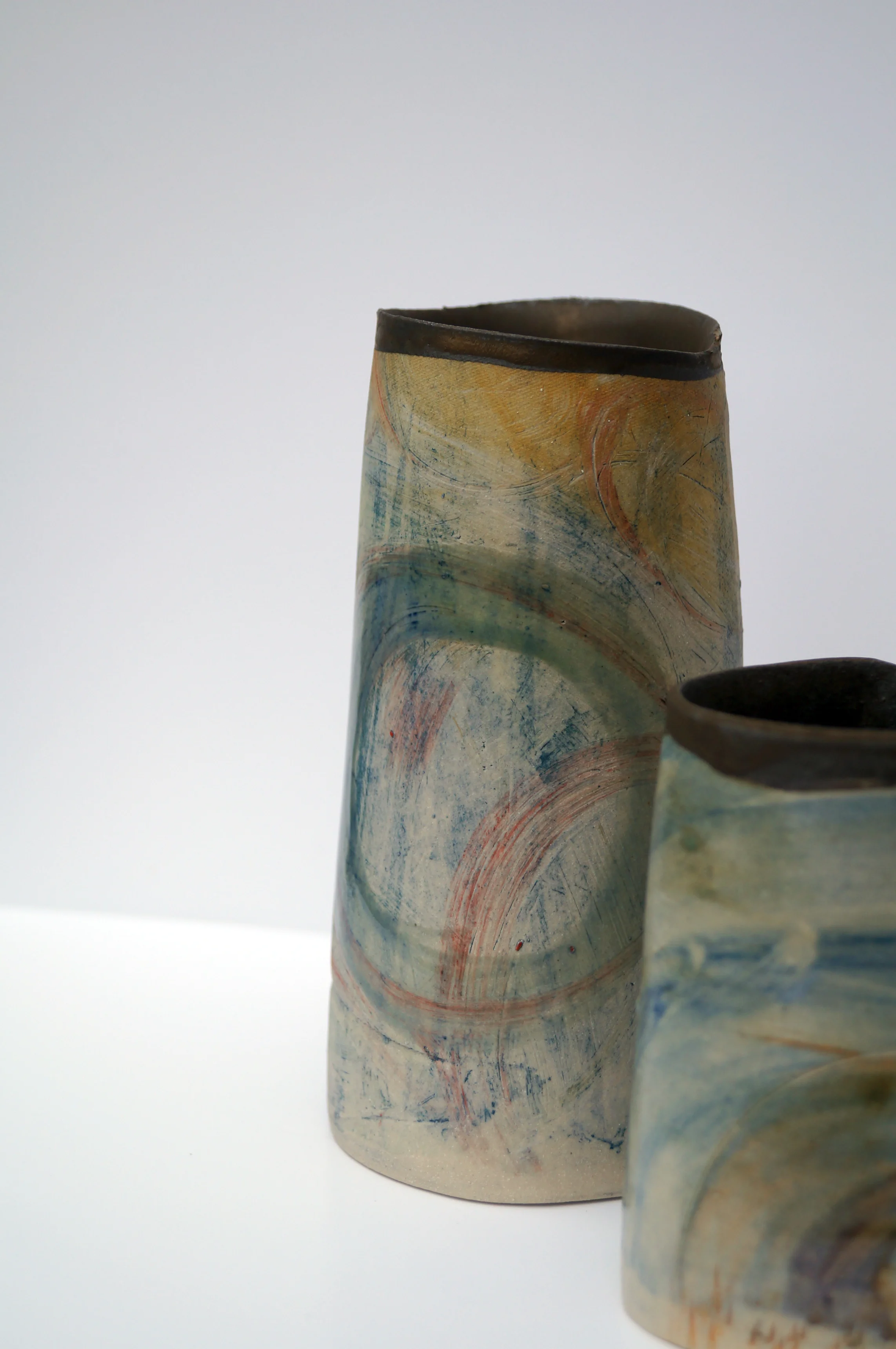 two pots together .jpg