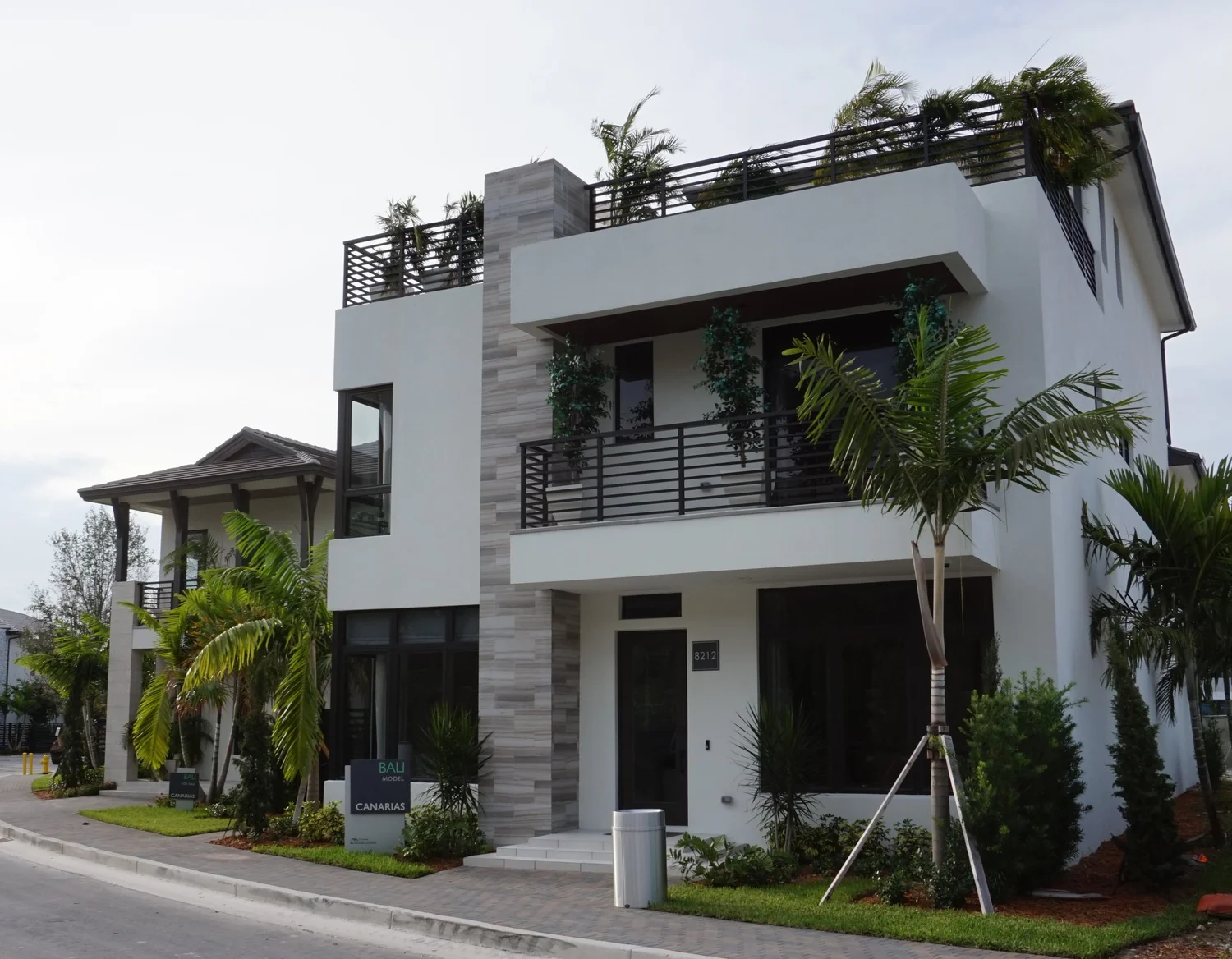 Canarias at Downtown Doral - Image 4