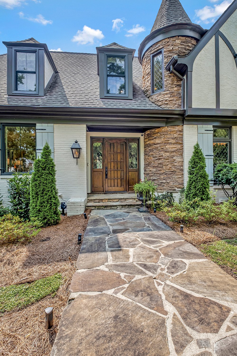 709 Lynnwood 7.jpg