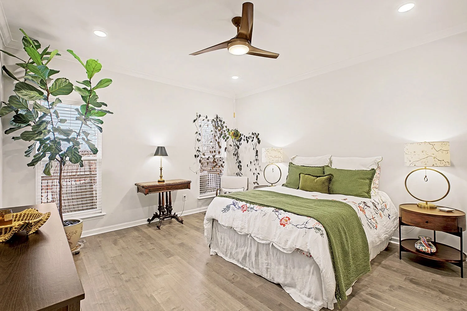 7122 Pepper Tree 18.jpg