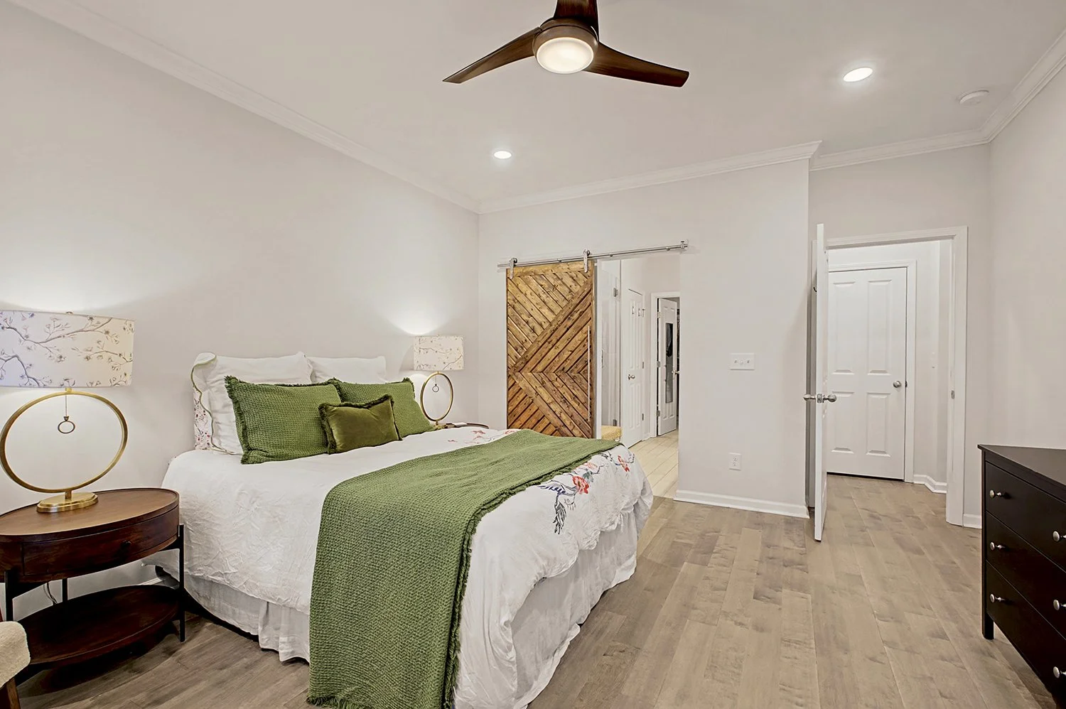 7122 Pepper Tree 19.jpg