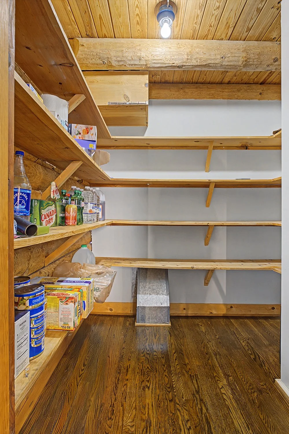 5290 Old Harding 14.jpg