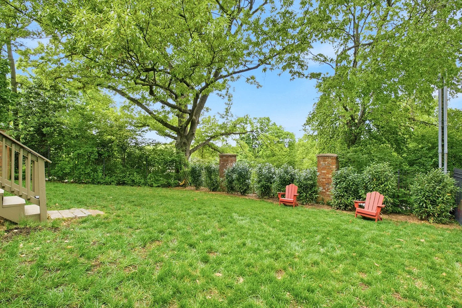 3499 Gen Hood 34.jpg