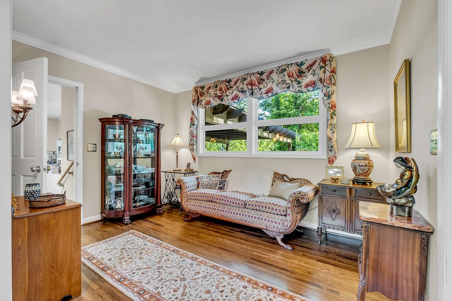 3711 Hilldale 10.jpg