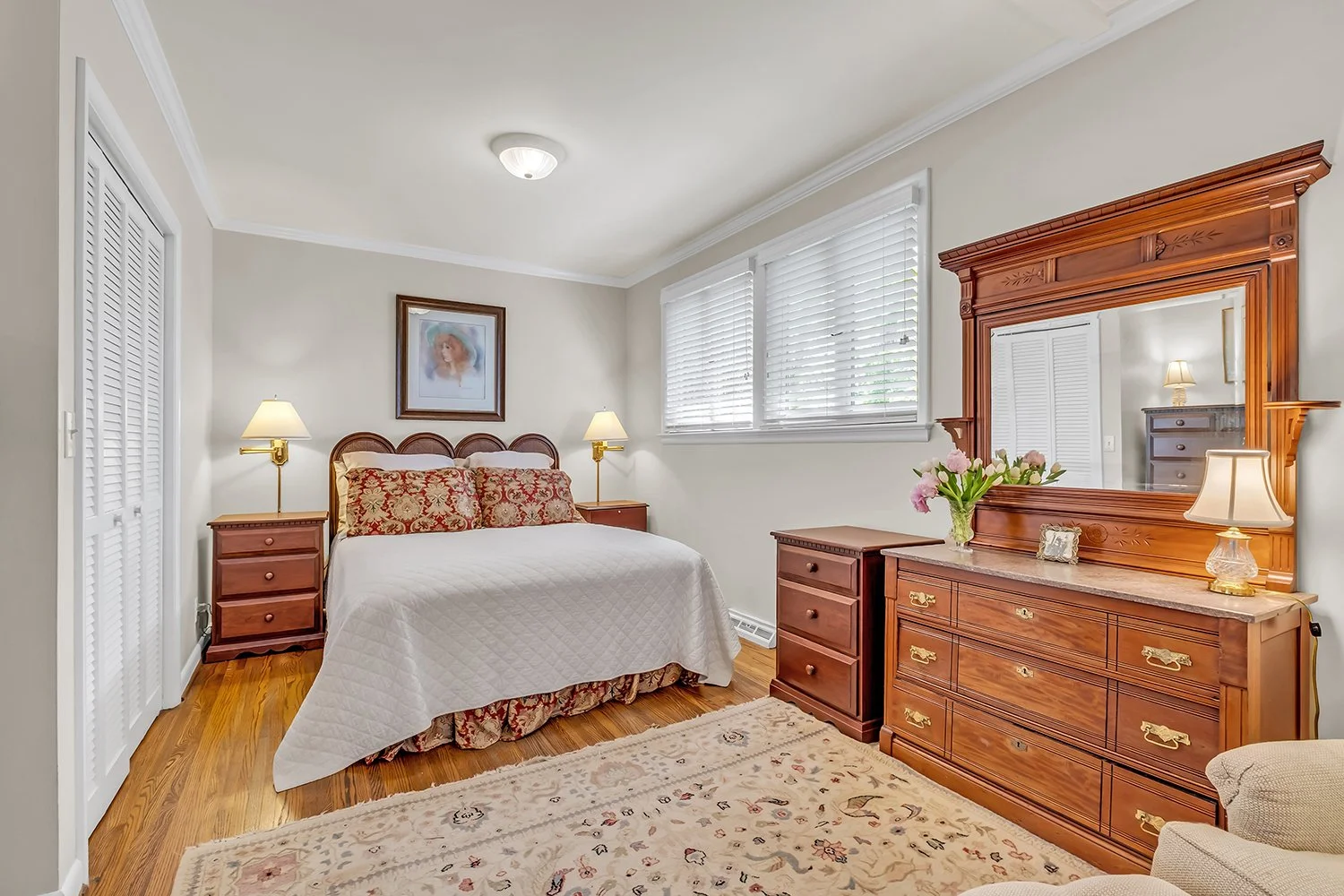 3711 Hilldale 22.jpg