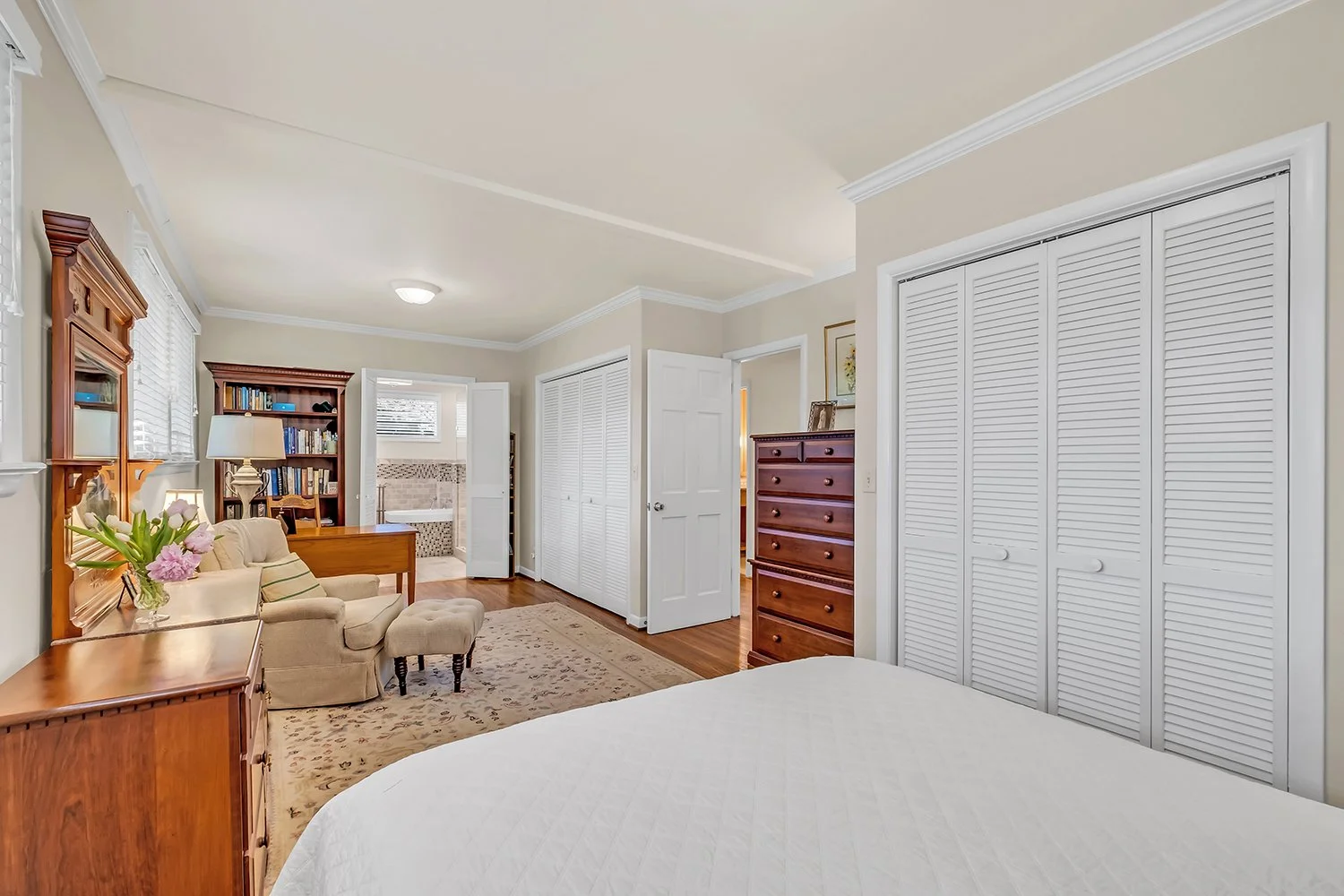 3711 Hilldale 23.jpg