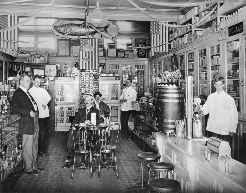 Community pharmacy in 1910 (with soda fountain)