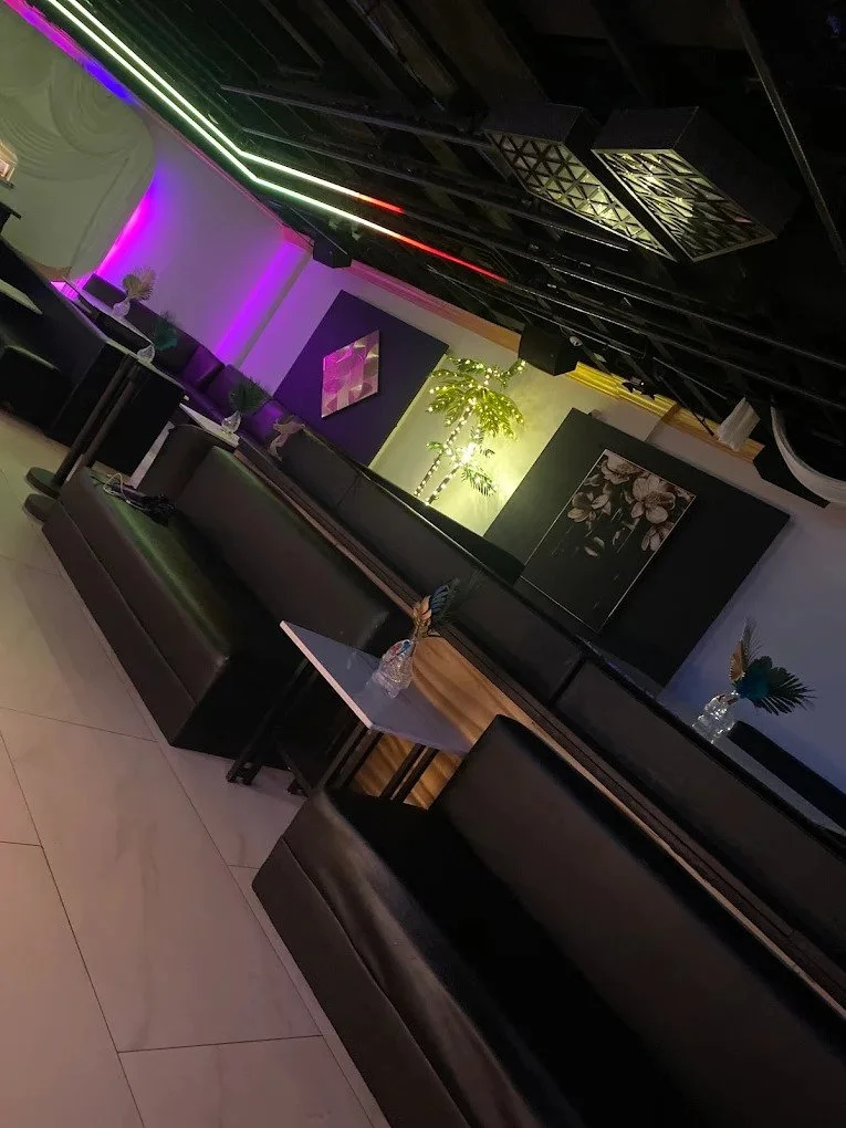 Prive 6.jpg