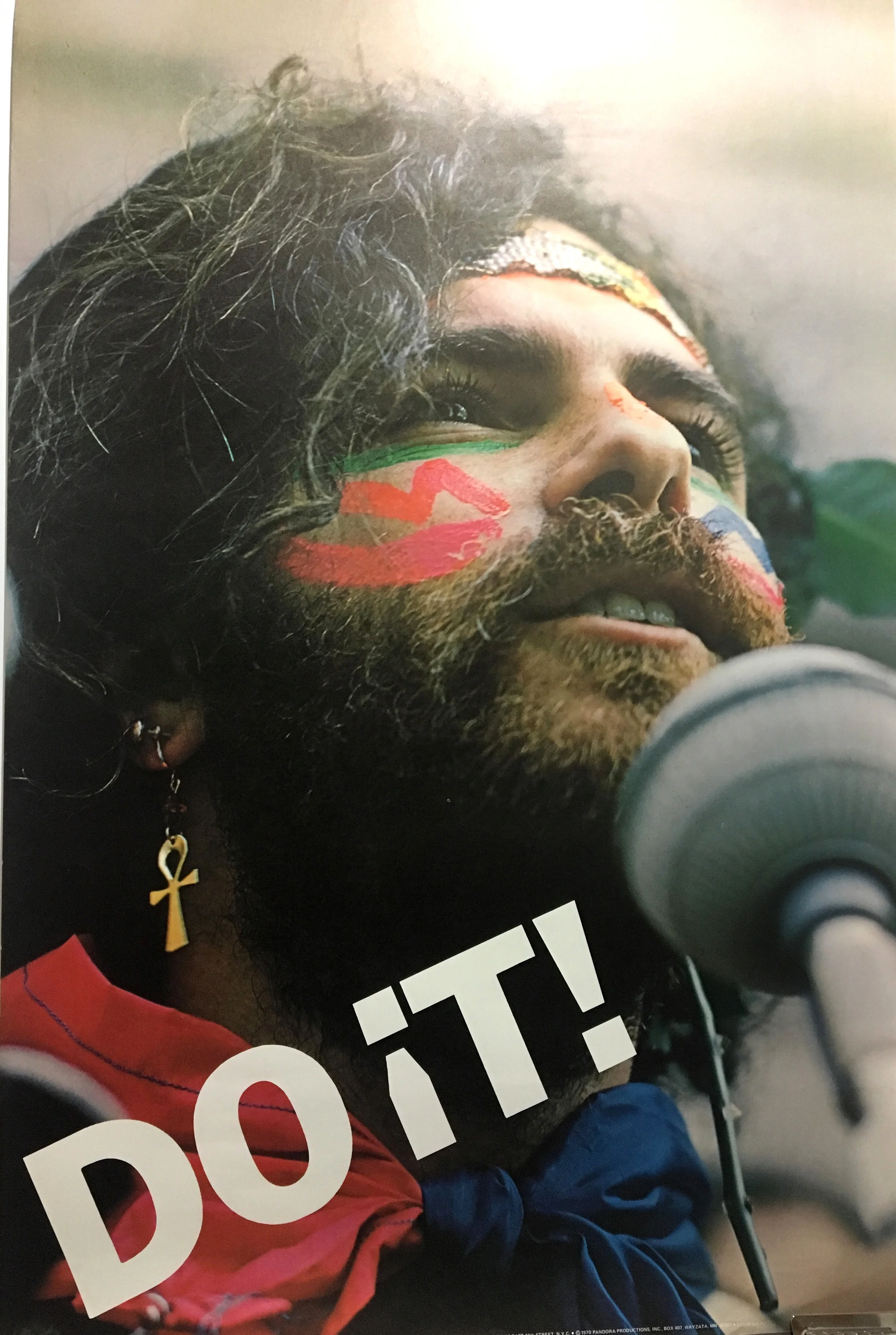1970 DO IT! YIPPIE! Jerry Rubin Poster &amp; signed Book