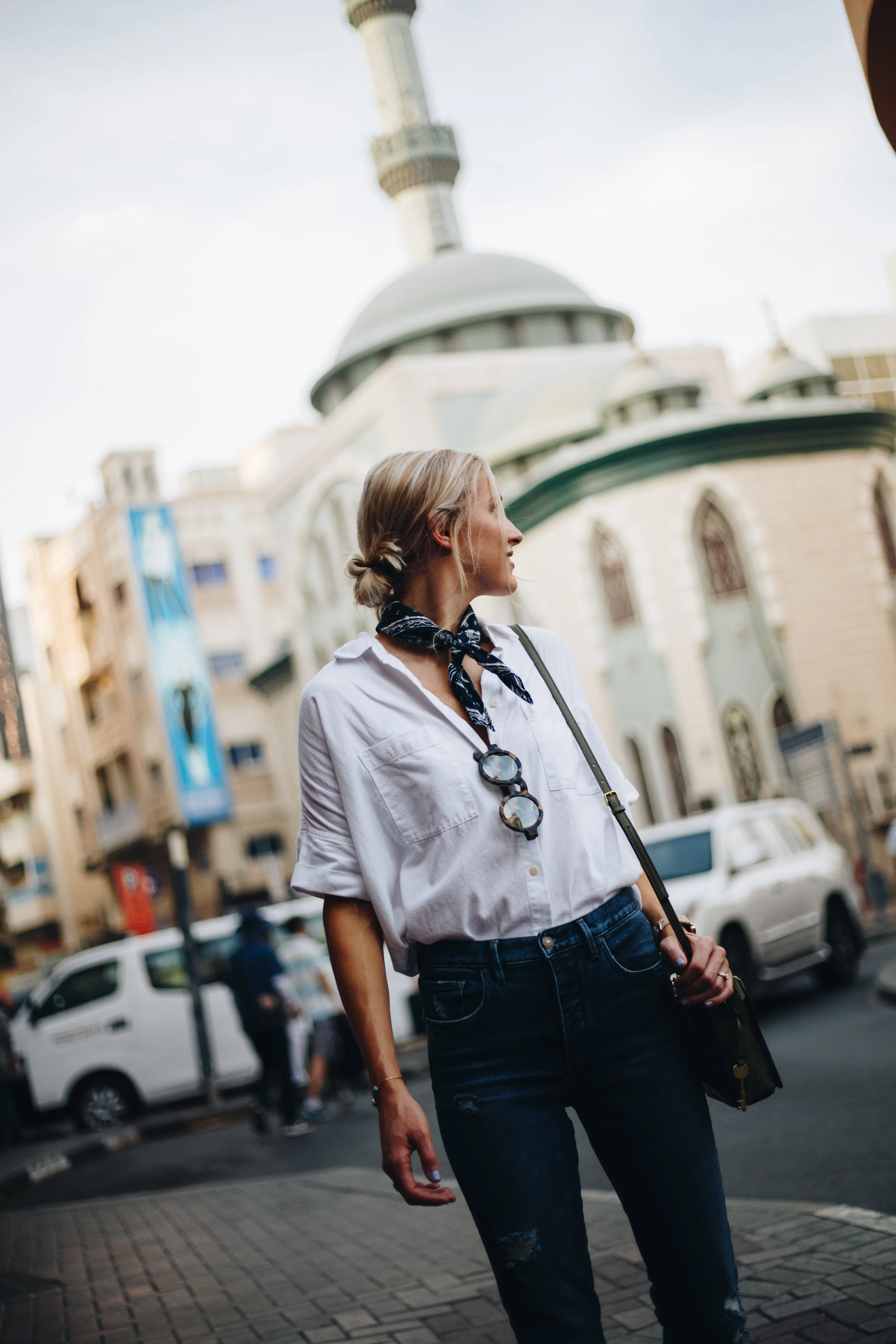 Making Friends in Dubai