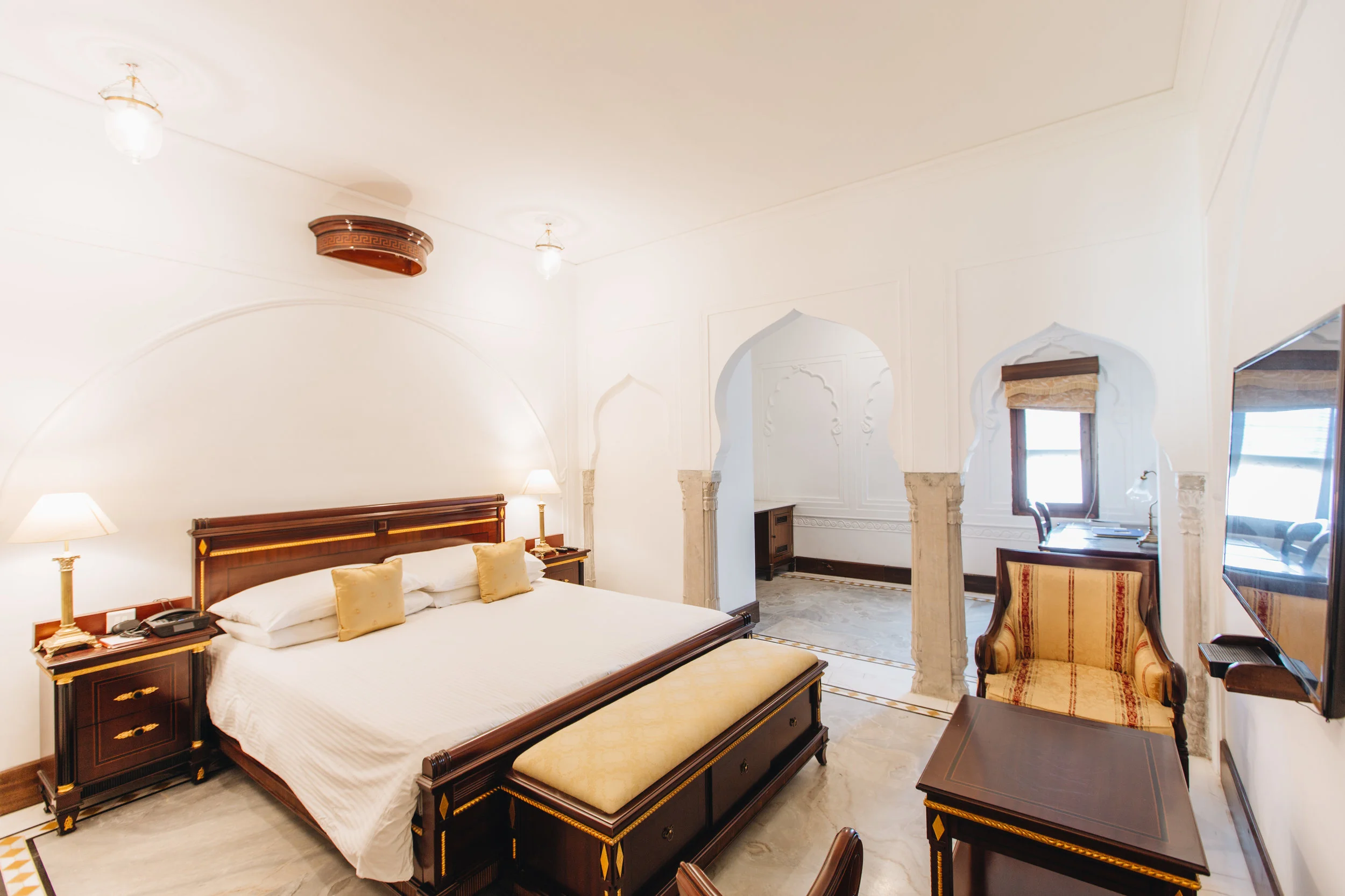 LEAGUE TRAVELS X RAJ PALACE-1.jpg