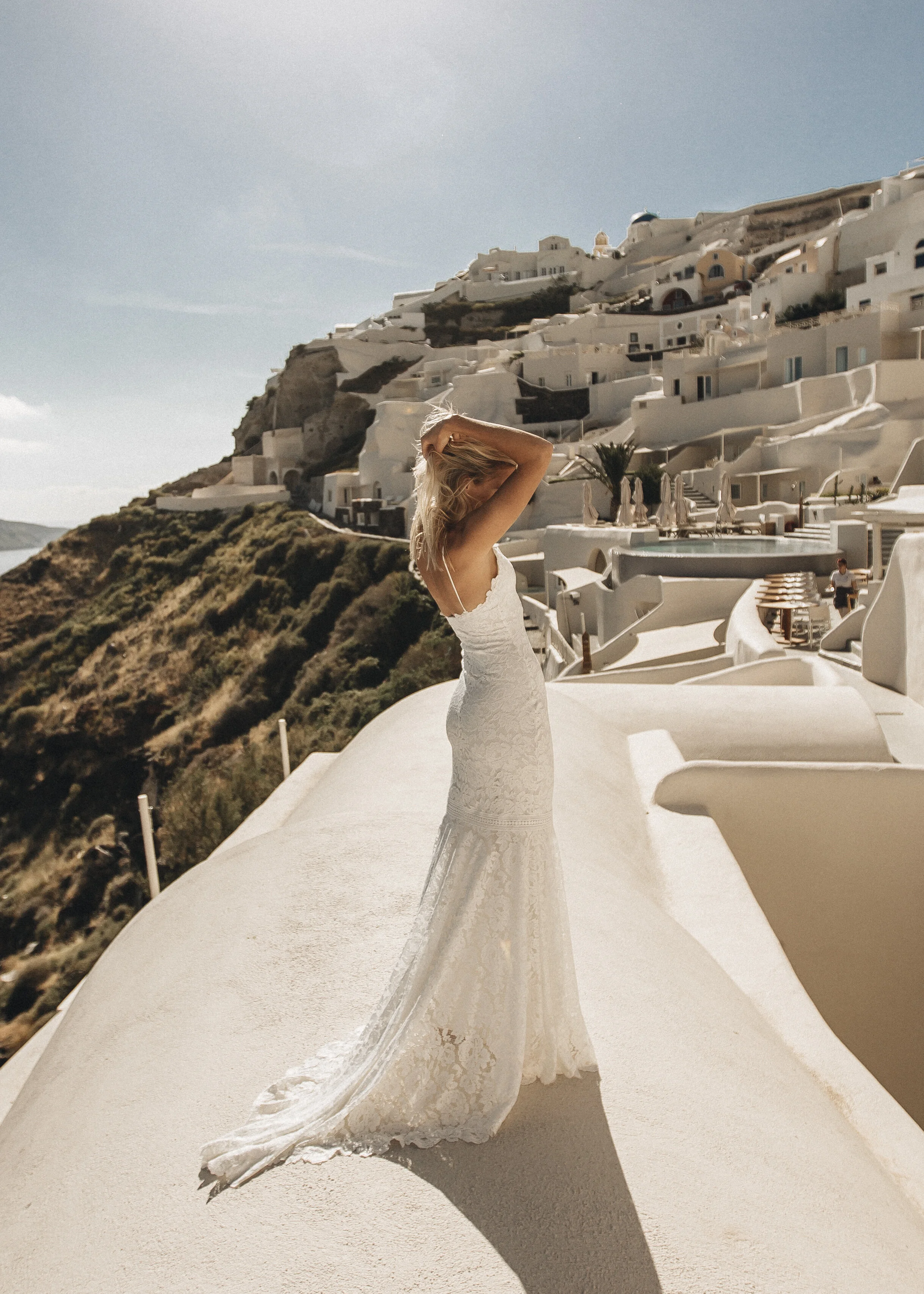 GraceLovesLace-Santorini-3.jpg