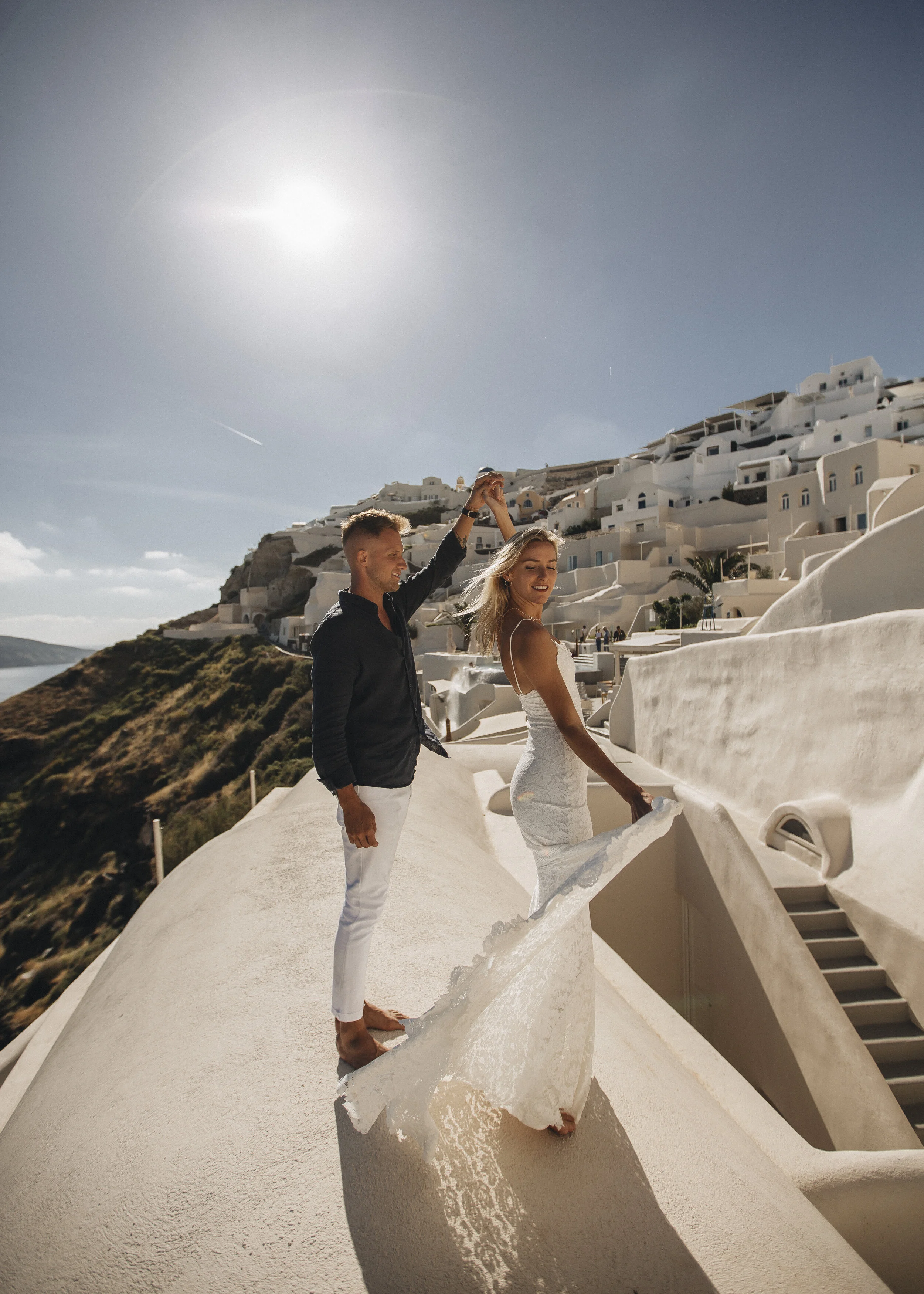 GraceLovesLace-Santorini-15.jpg