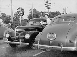Hot Shoppes, 1942 (Library of Congress)