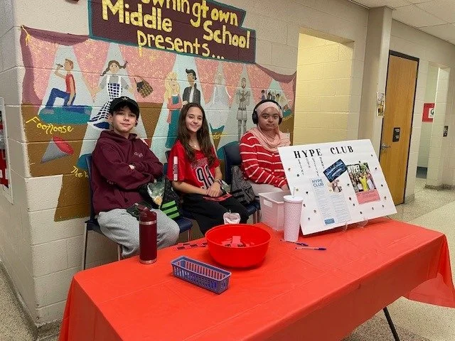 Our Downingtown Middle School HYPE students kicked off Red Ribbon Week last Thursday with a bang! 🎉
The DMS HYPE club coordinated an informational table that provided education about both what Red Ribbon Week (RRW) is and what the school's HYPE clu