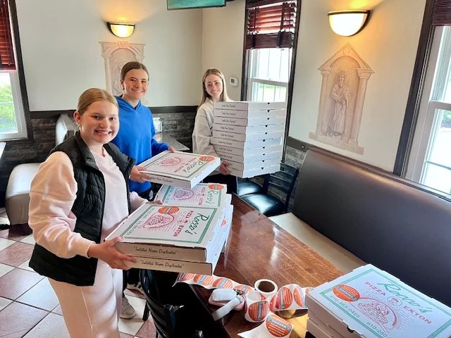 Two weeks ago, our @dehs_hype HYPE Club students were at @roccospizzaexton as part of our "Project Sticker Shock" which raises awareness about underage drinking by placing informative large stickers on the pizza boxes. This campaign aims to