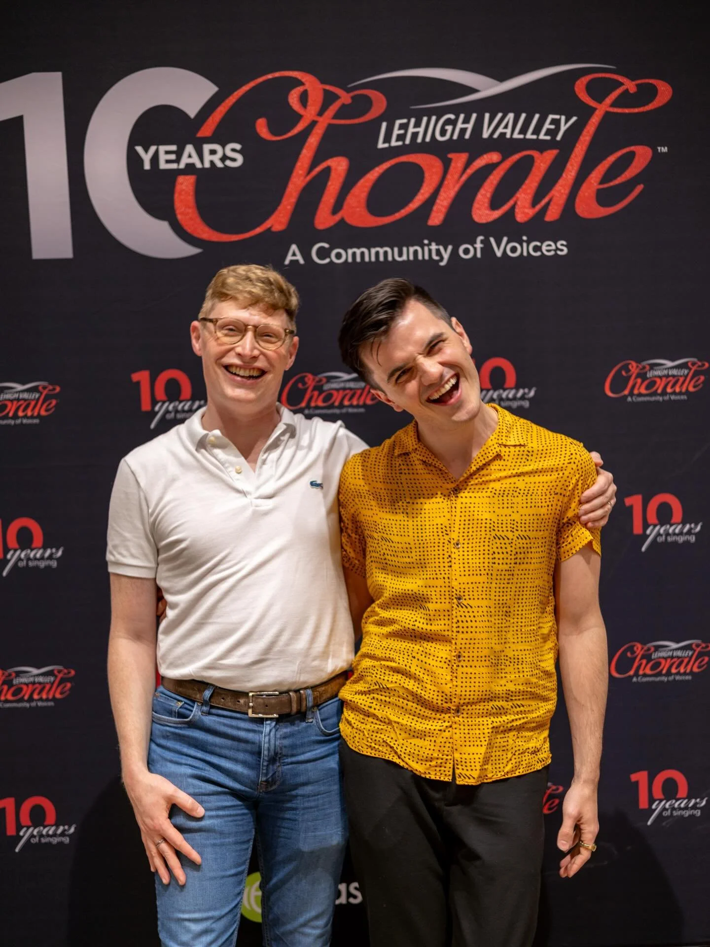 Dominick DiOrio with LVC! 

Dr. DiOrio joined LVC last week to work with the chorus, masterclass with our conducting fellow, and workshop his piece &ldquo;The Forest Always Sings.&rdquo; 

We are so excited to perform his work, based on a quote often