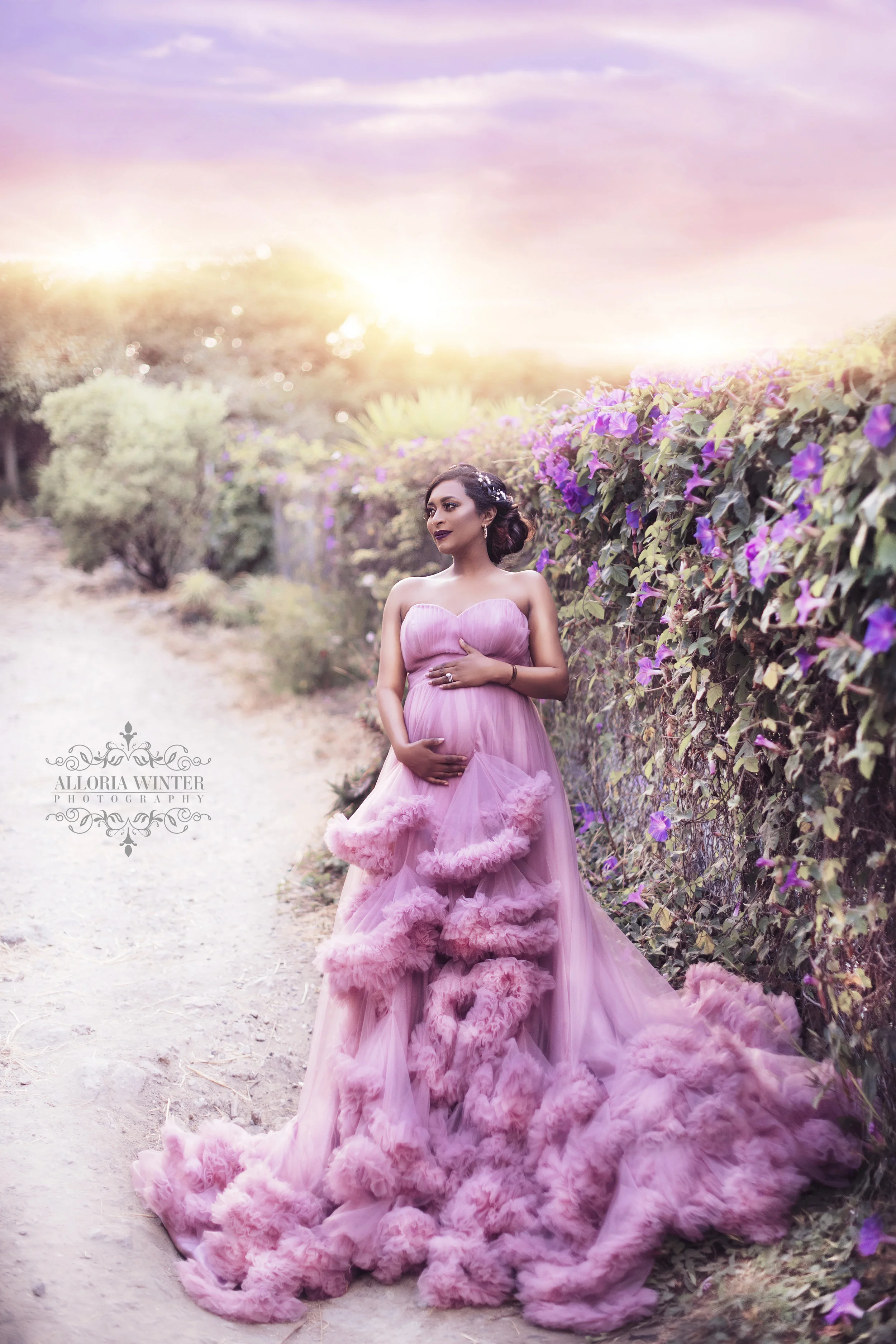 maternity0007portfolioLOGO.jpg
