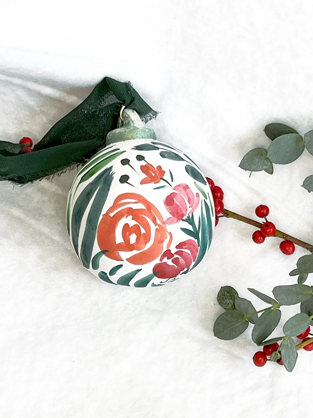 Flash Back - Holiday Blooms - Sphere