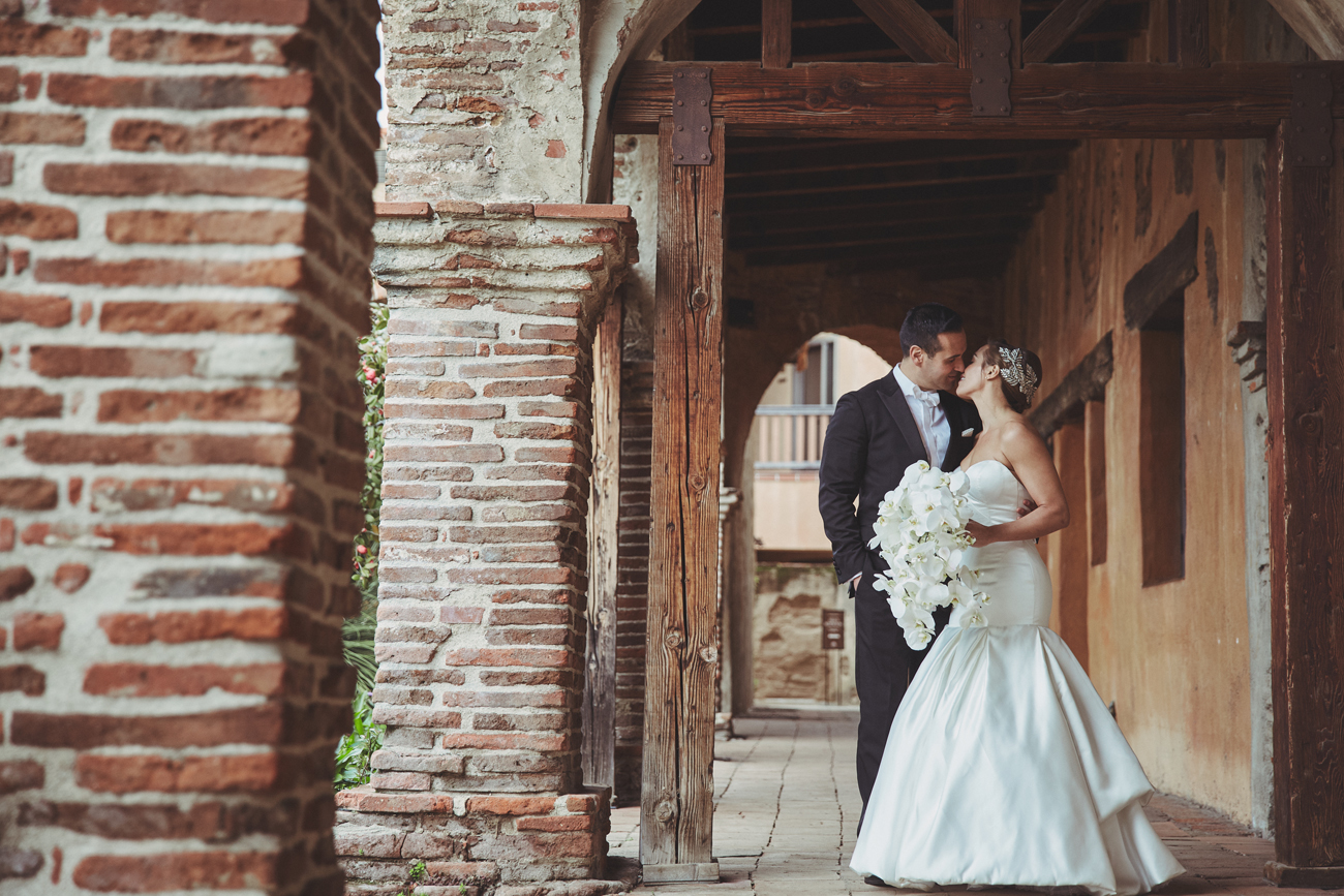 cristina-rick-weddings-charlestorrealba-01.jpg
