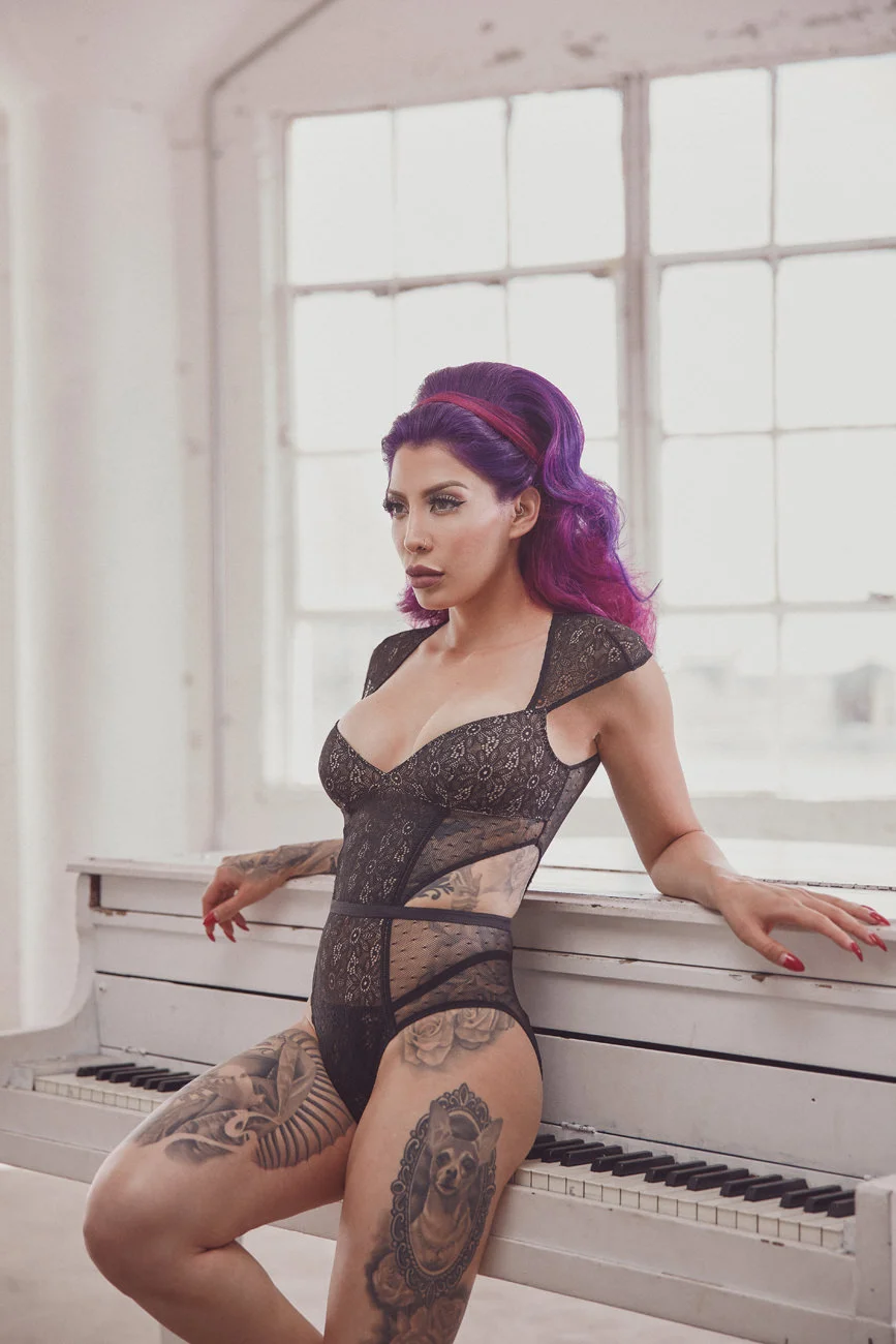 joleen-boudoir-charlestorrealba-03.jpg