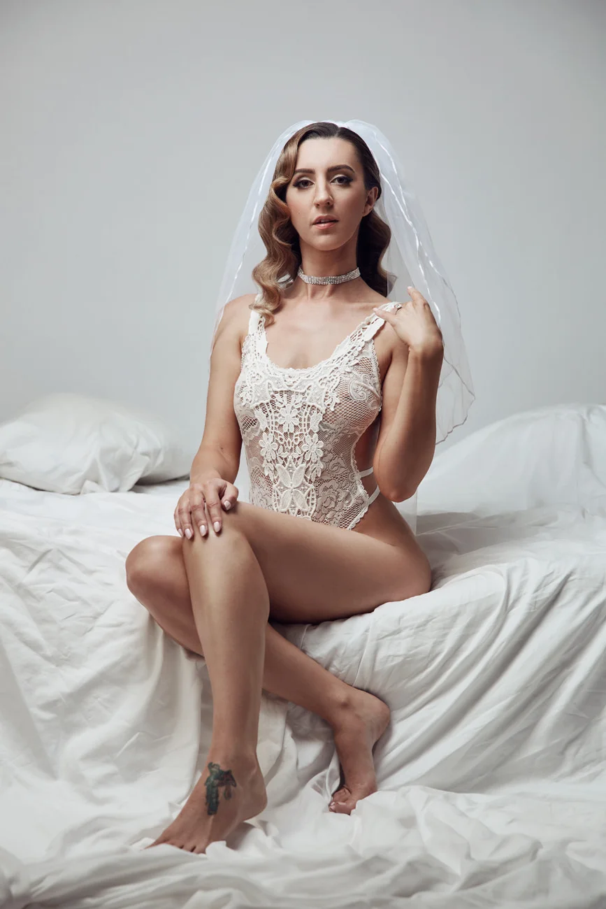 Alyssa-Boudoir-CharlesTorrealba-02.jpg