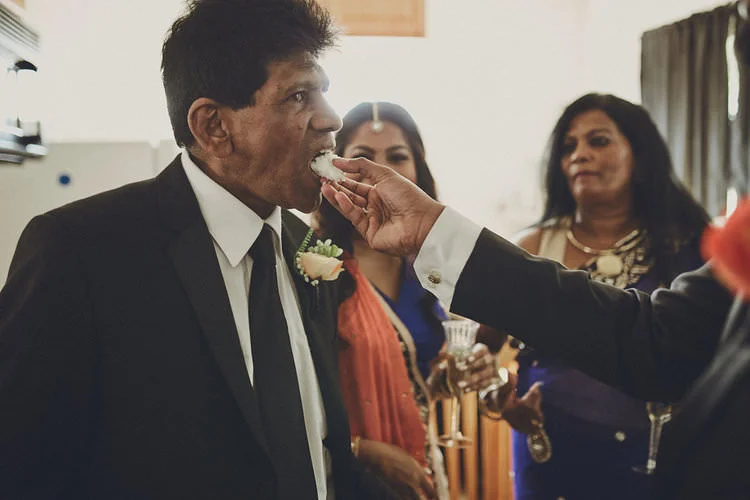 amanda-dinesh-weddings-charlestorrealba-23.jpg