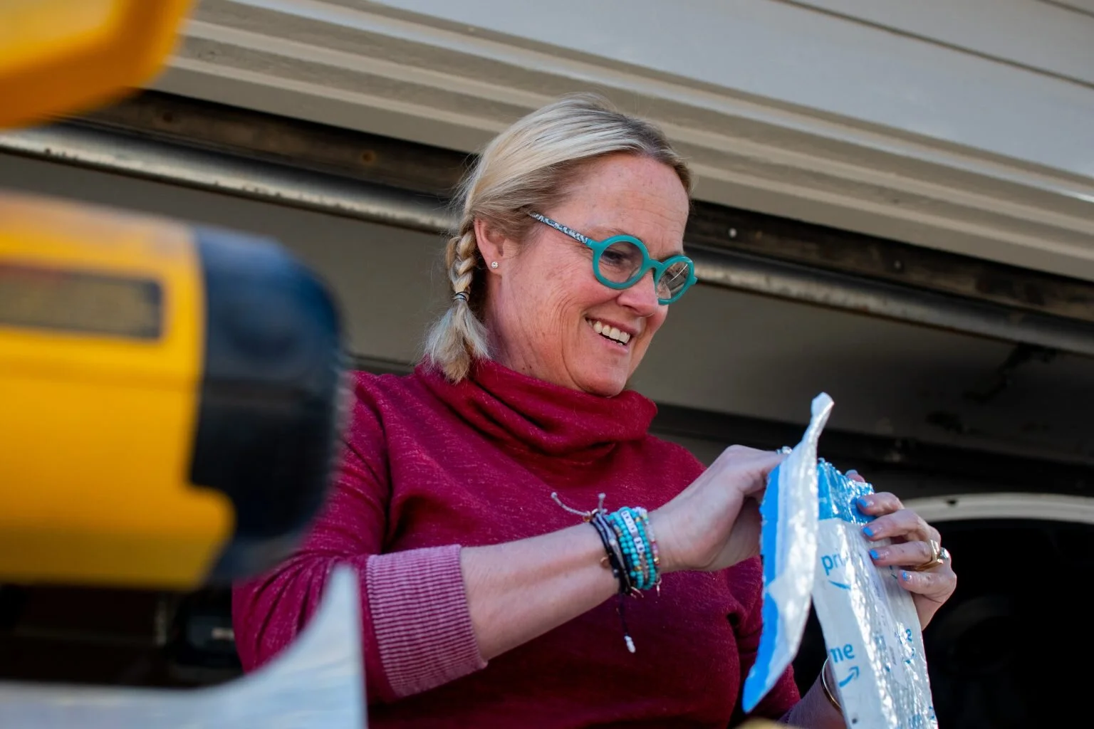 Meet the social worker flooding the Denver jail with books during the pandemic