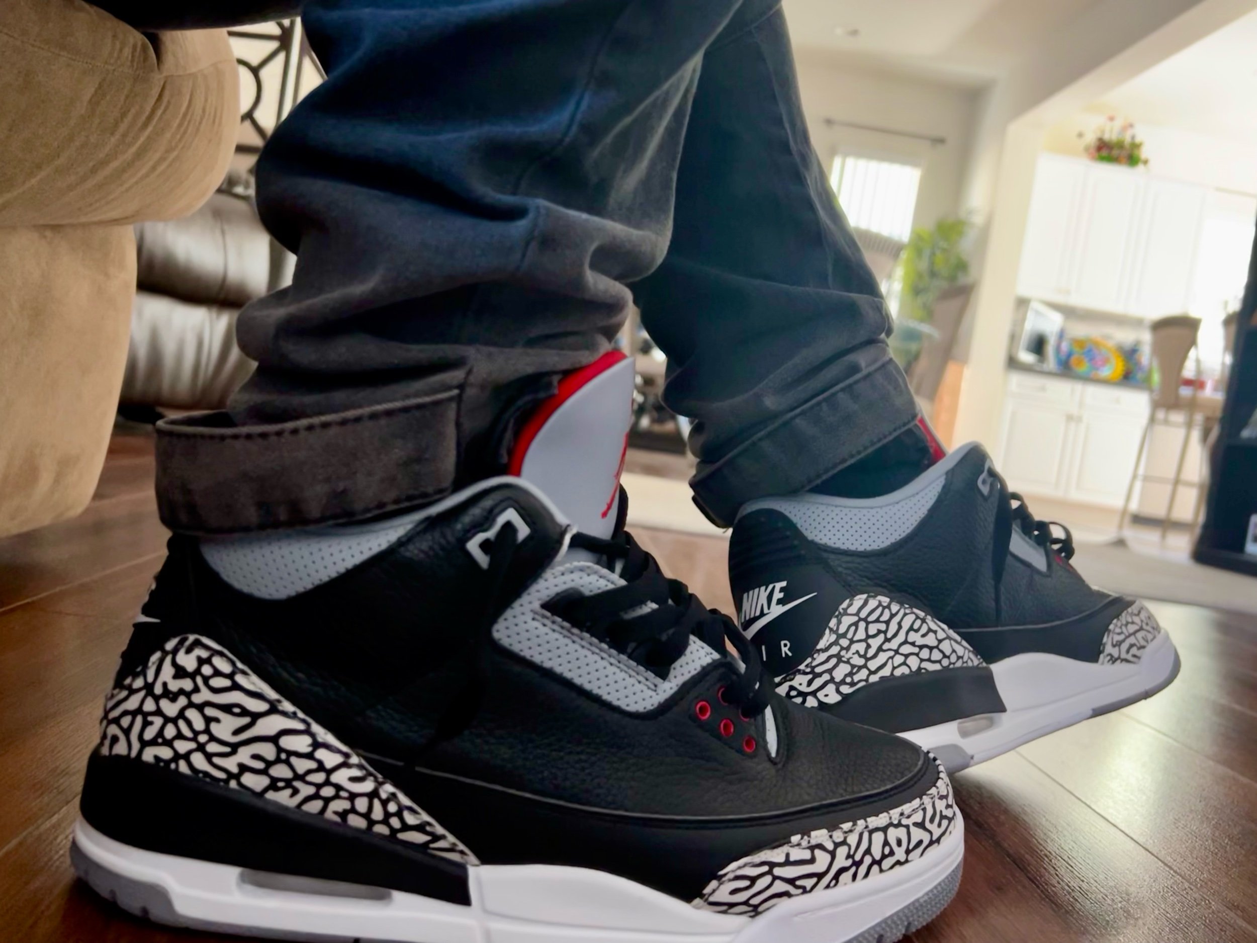 Air Jordan 3 Retro "Black Cement"