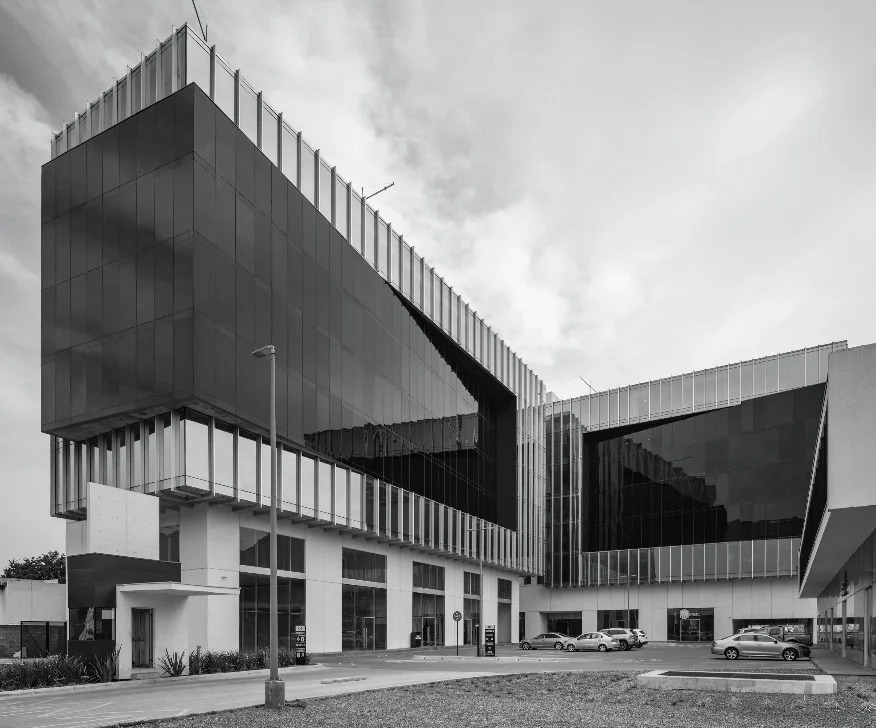 Quadra Towers - Desarrollo de Usos Mixtos, Carretera Nacional, Mx.