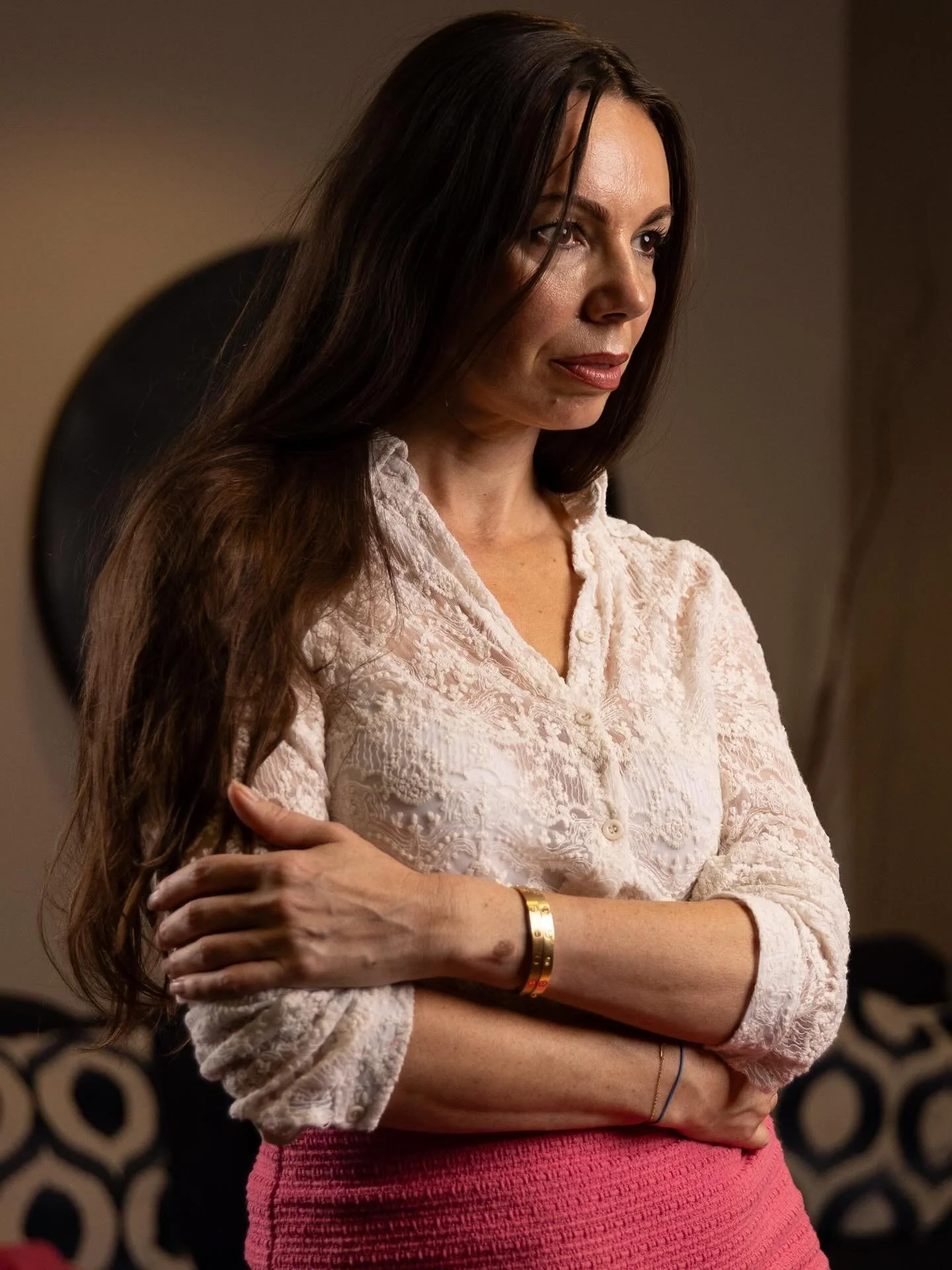 Tatiana brought some elegance and edge to this shoot &mdash; absolutely owning every frame in that pink power look 🔥

📍Shoot: @photohispanagroup Vogue Style Shoot
🎨 Producer/Wardrobe &amp; Styling: Maria Lang
📸 Photographer: @photo.afm 
👗 Model: